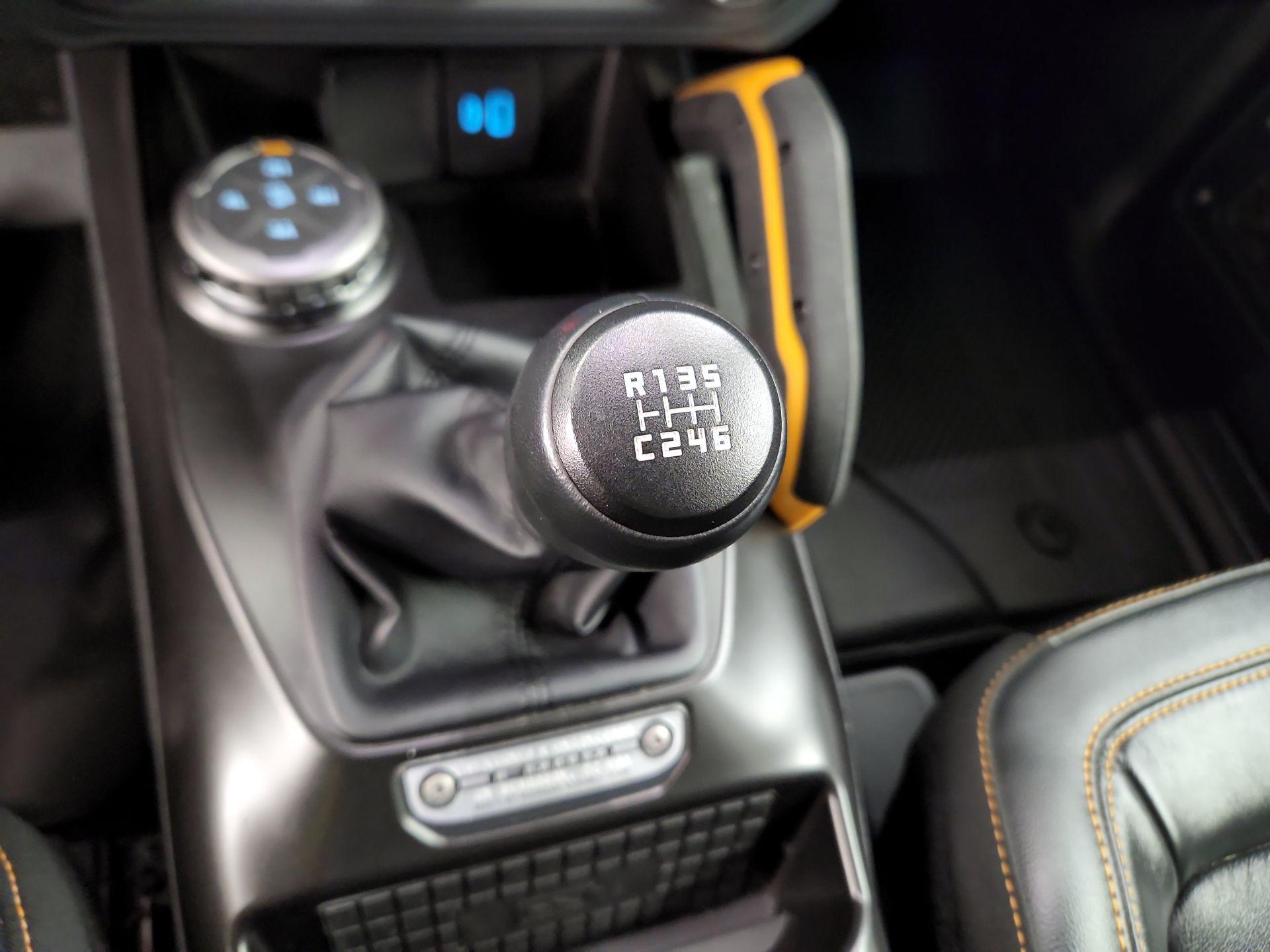 Thumbnail: 2022 Ford Bronco - 18