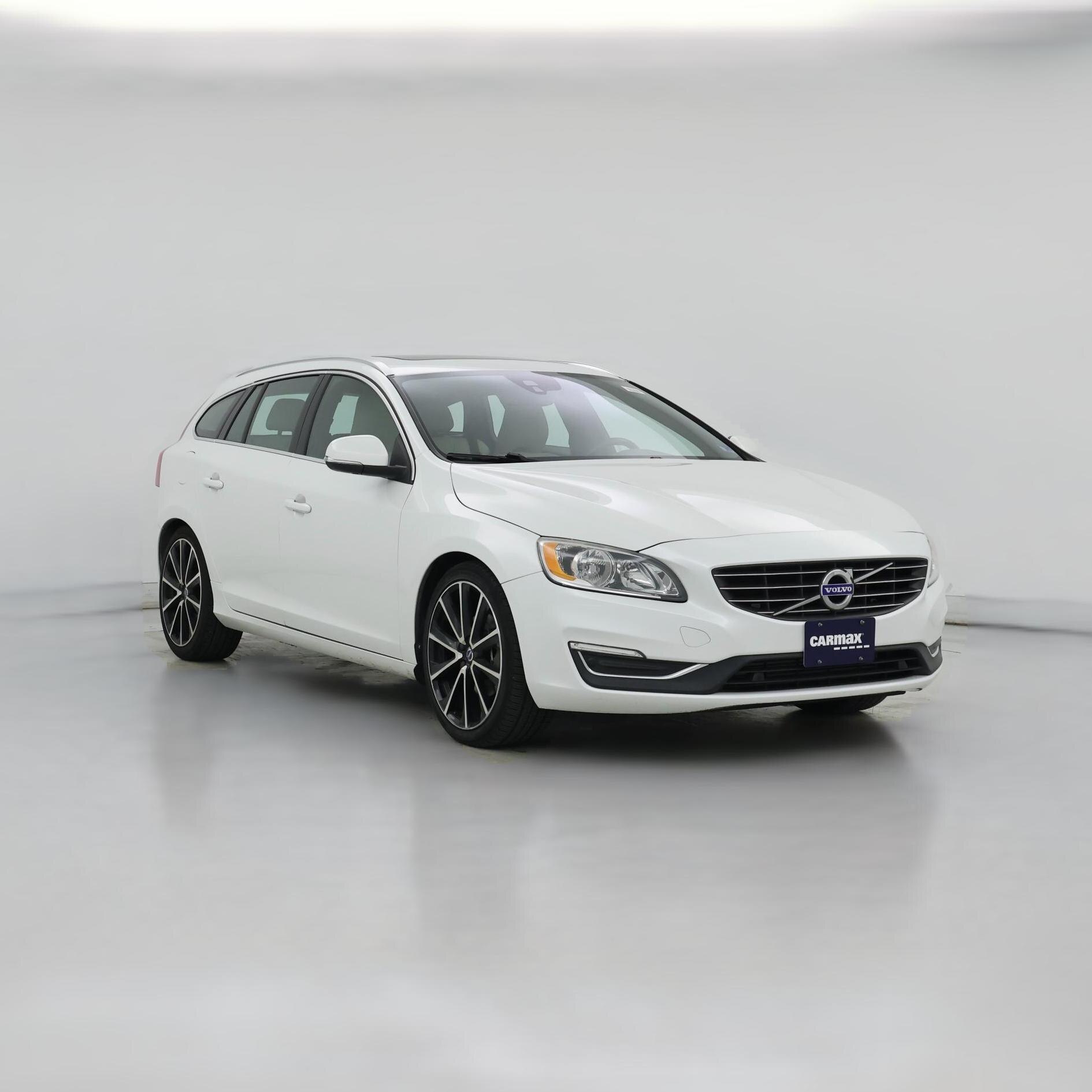 Thumbnail: 2017 Volvo V60 - 1