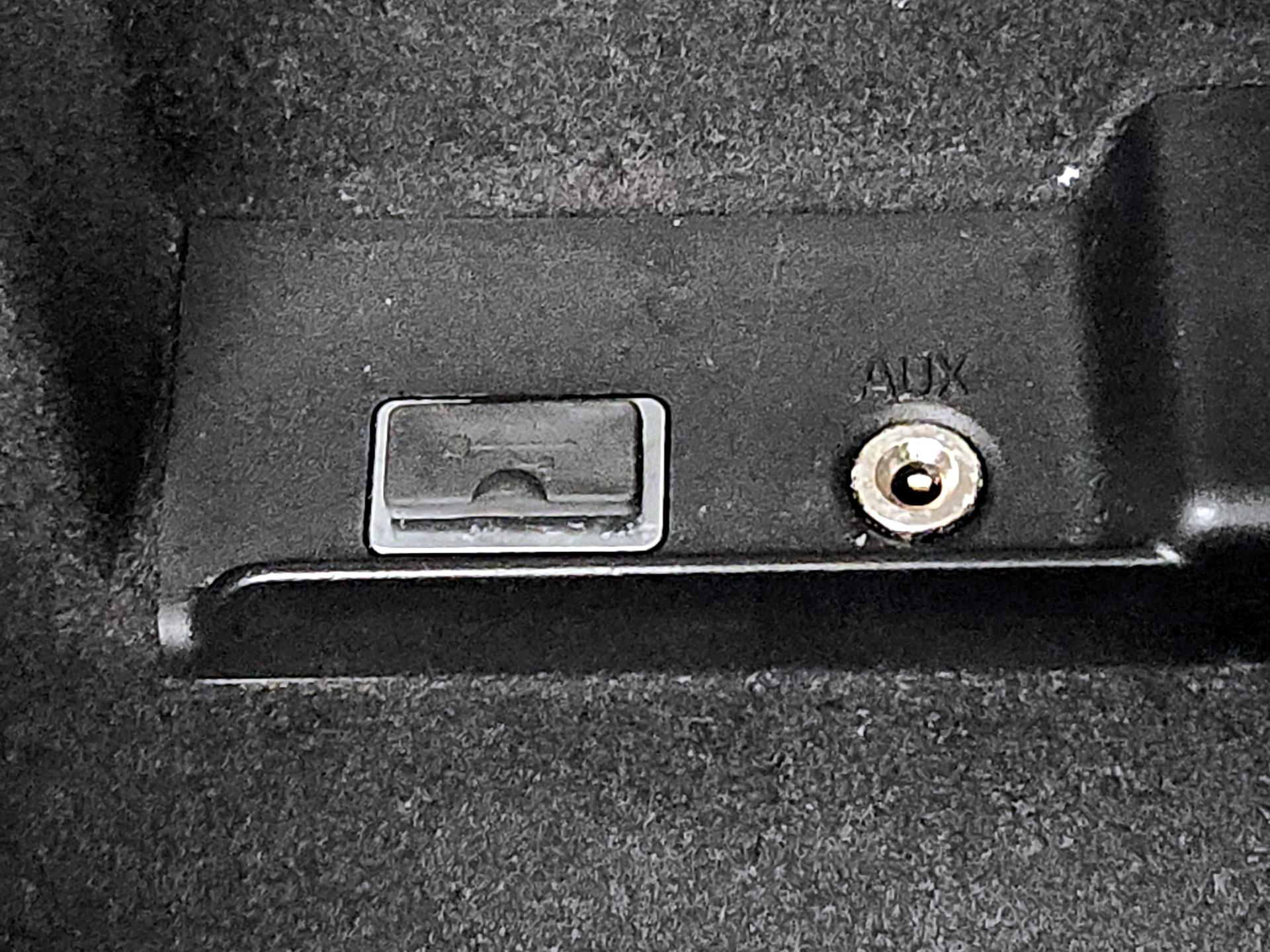 Thumbnail: 2017 Volvo V60 - 19