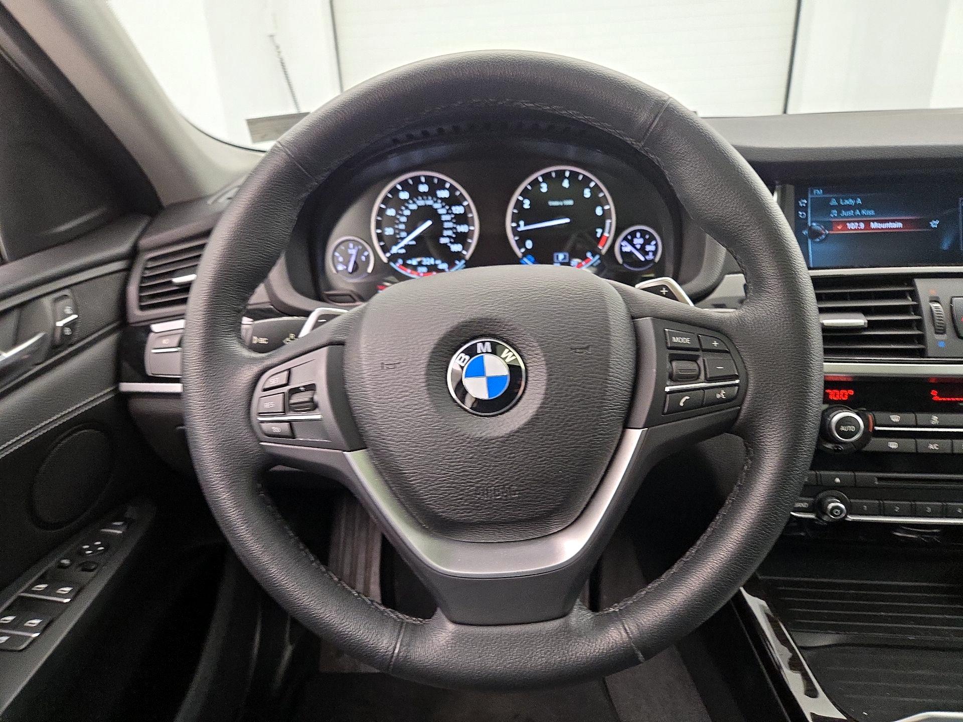 Thumbnail: 2017 BMW X4 - 10