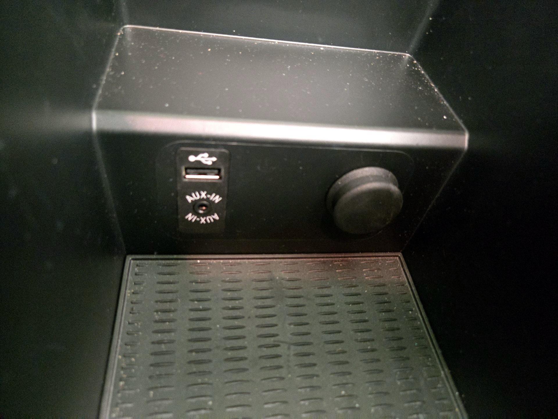 Thumbnail: 2017 BMW X4 - 19