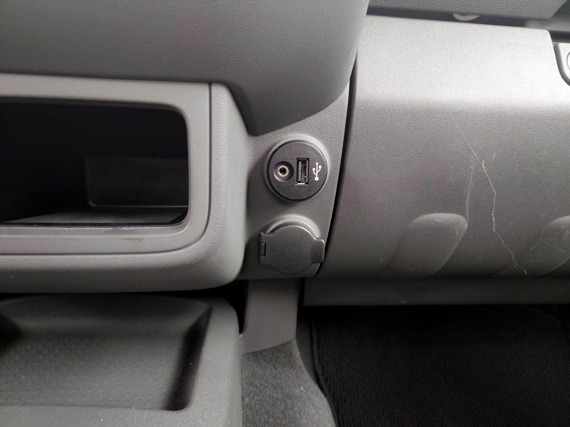 Thumbnail: 2020 Nissan Frontier - 18