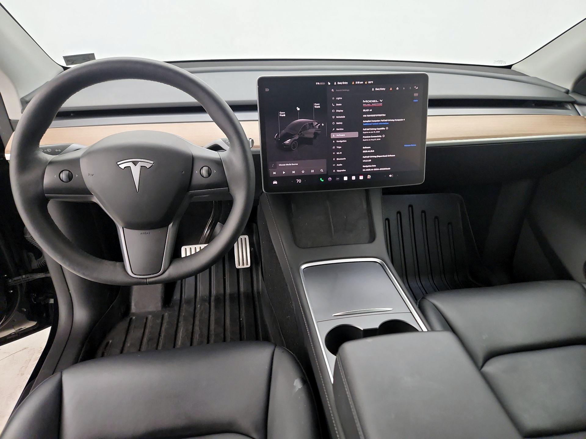 Thumbnail: 2023 Tesla Model Y - 9