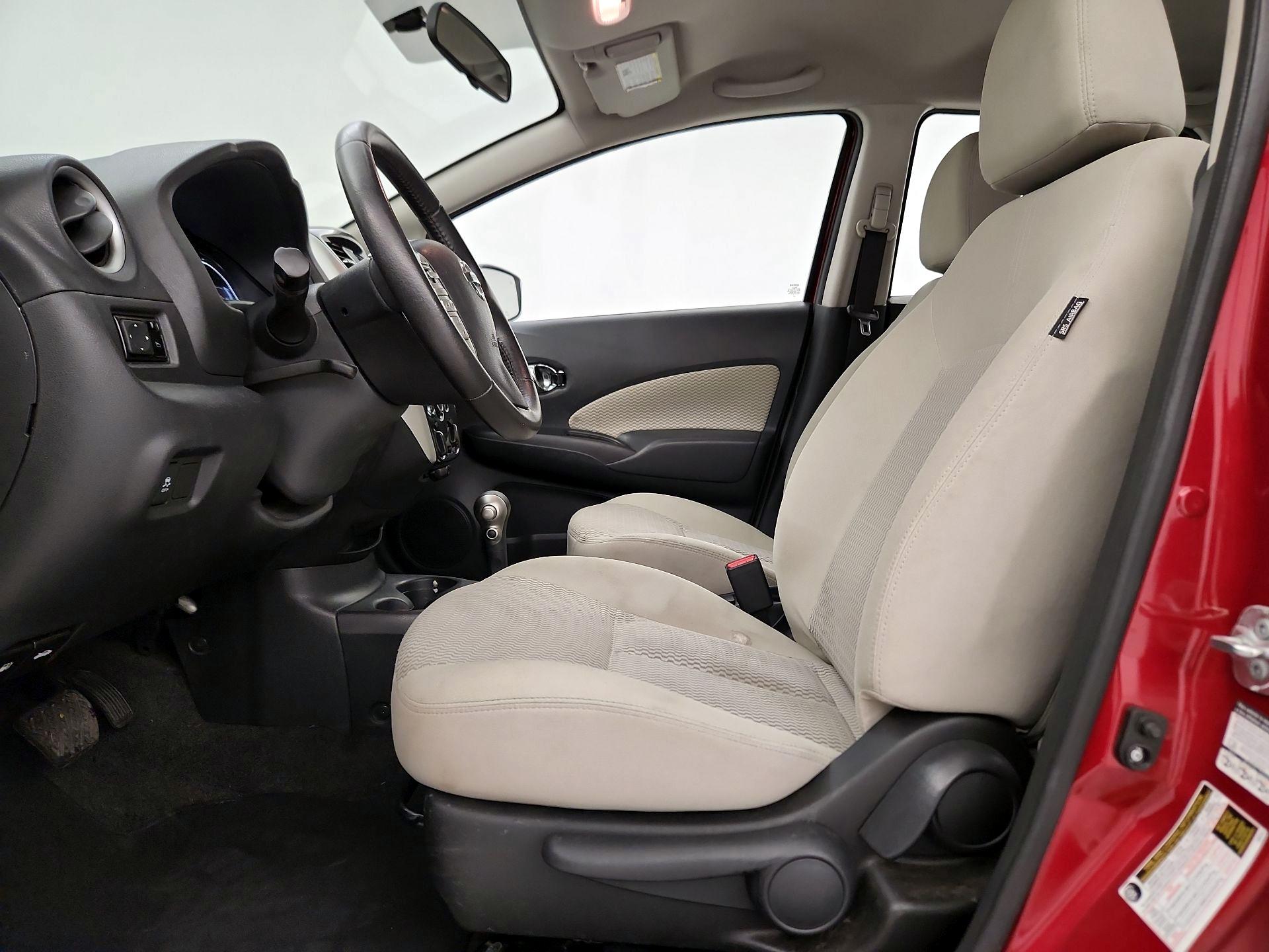 Thumbnail: 2015 Nissan Versa Note - 11