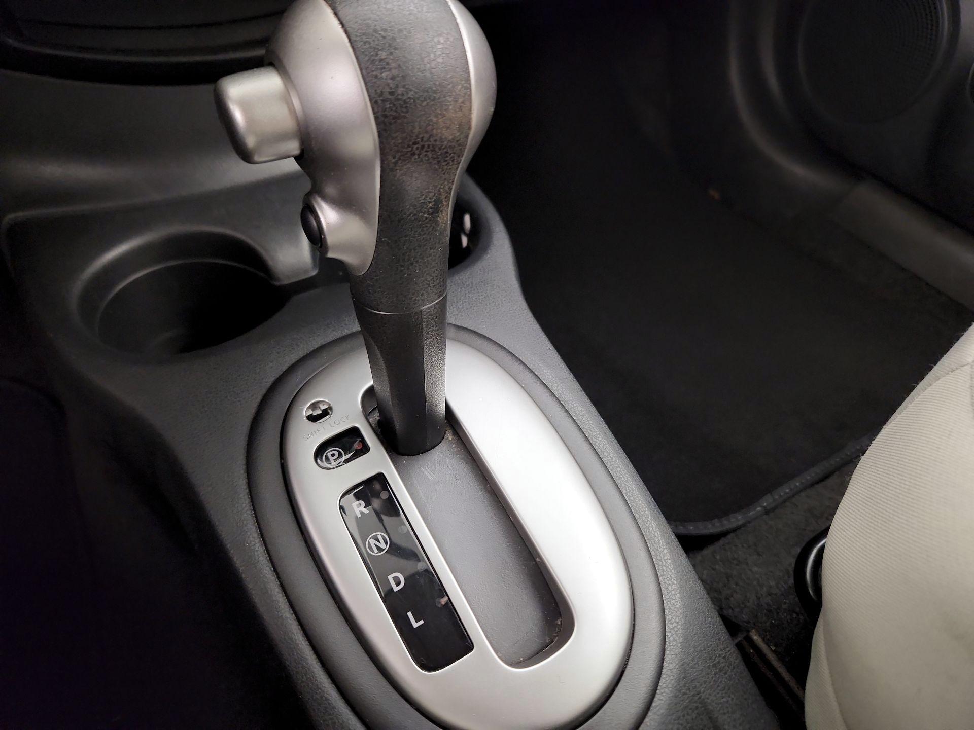 Thumbnail: 2015 Nissan Versa Note - 18