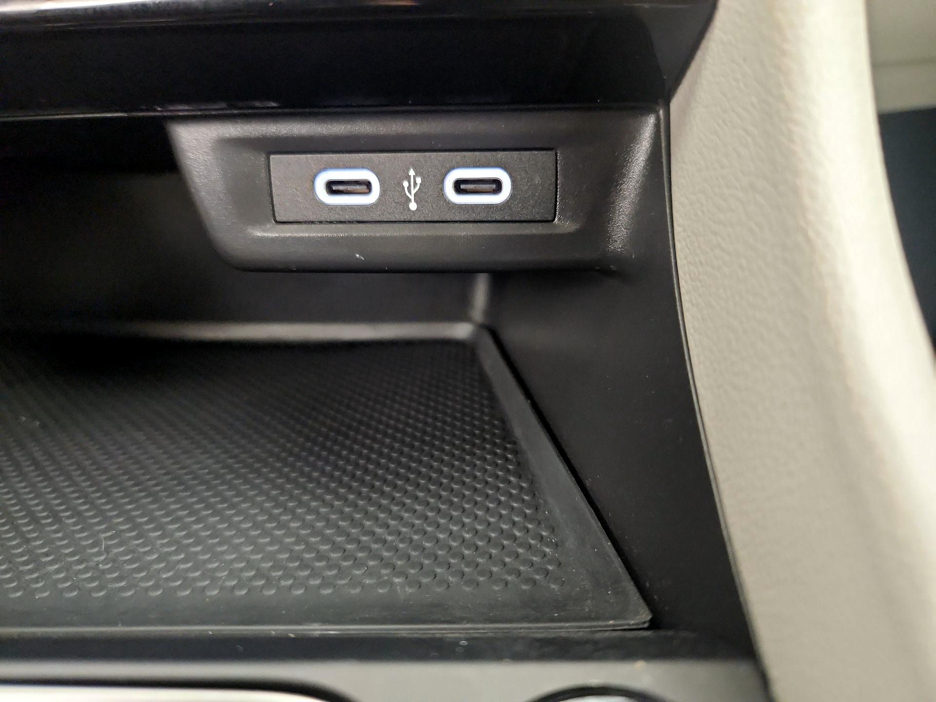 Thumbnail: 2023 Volkswagen Jetta - 18