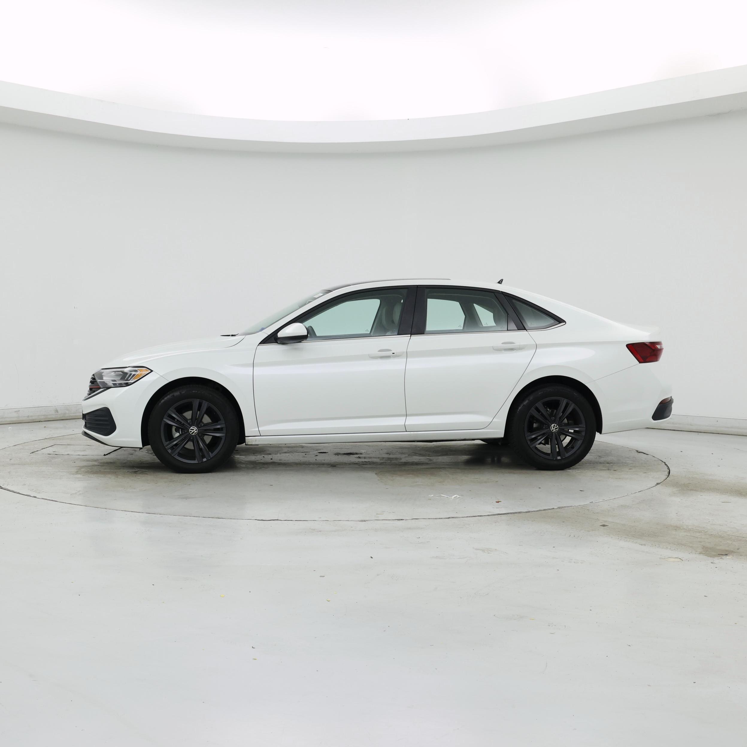 Thumbnail: 2023 Volkswagen Jetta - 3