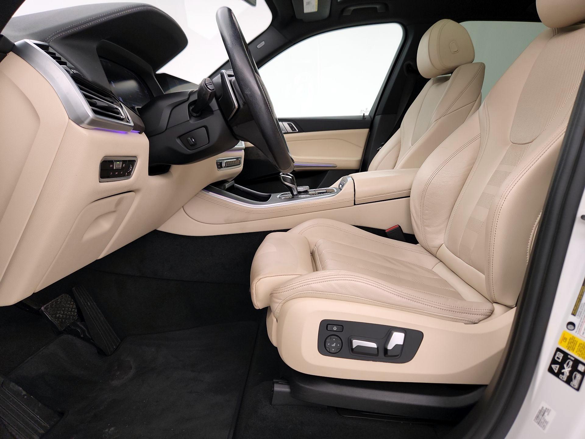 Thumbnail: 2022 BMW X5 - 11