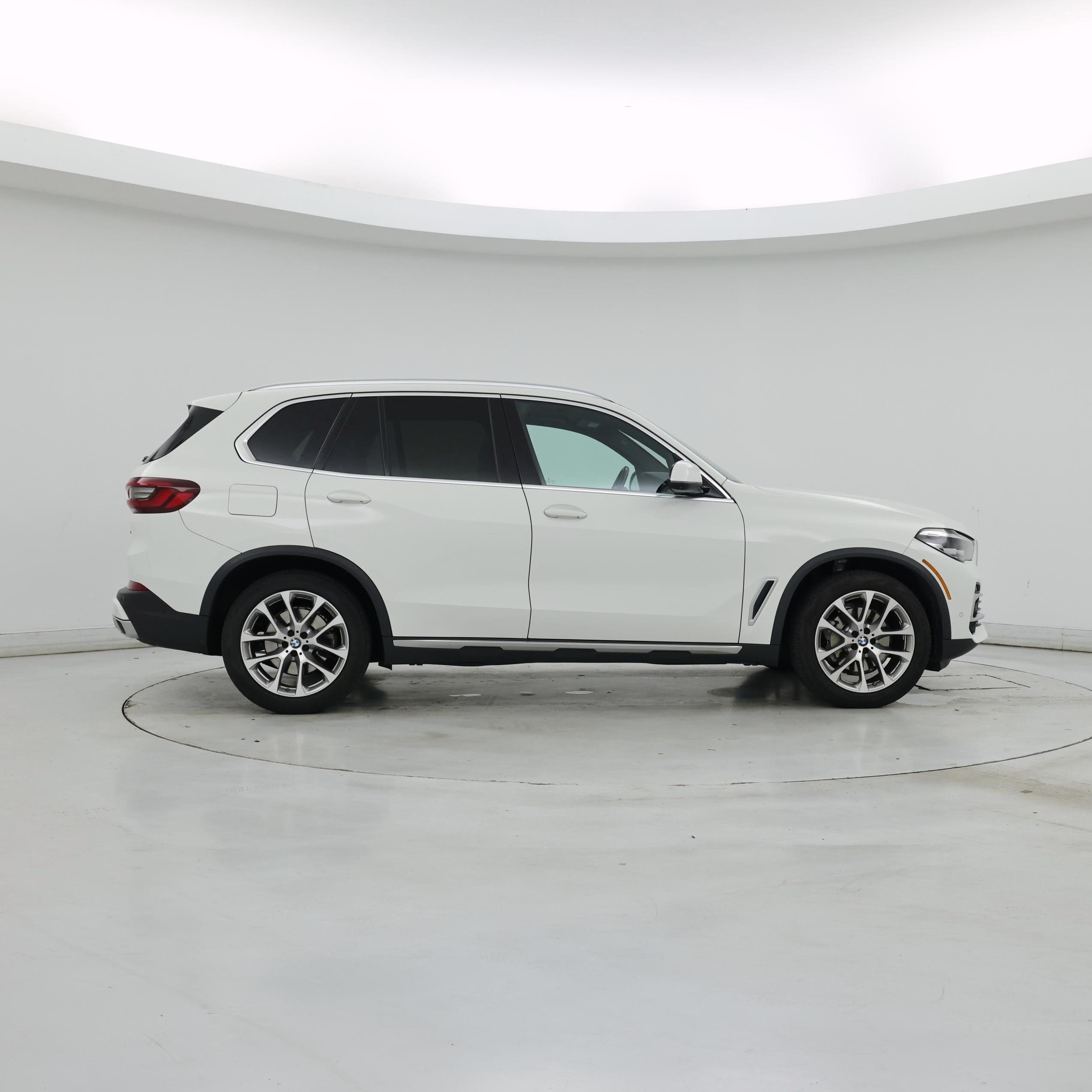 Thumbnail: 2022 BMW X5 - 7