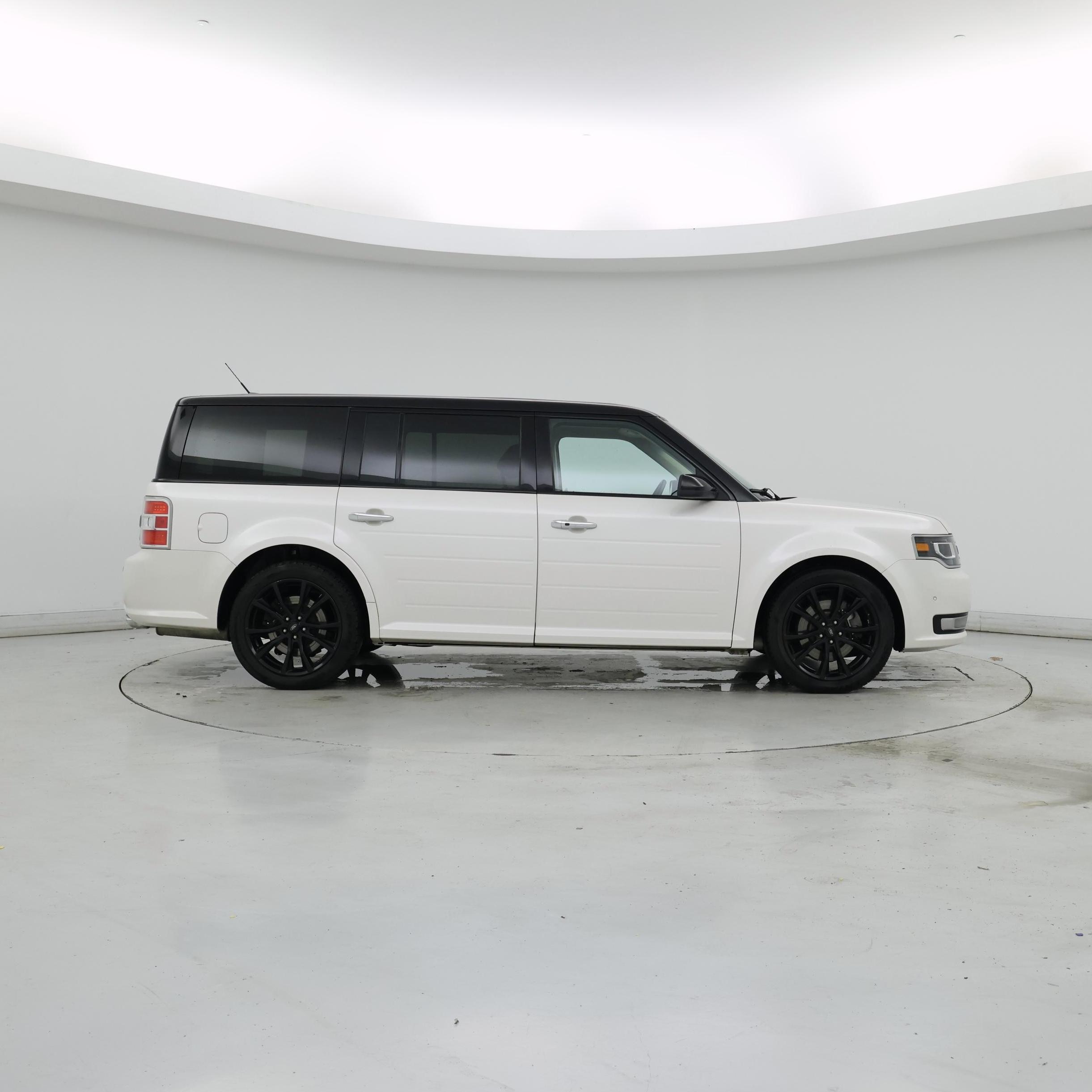 Thumbnail: 2019 Ford Flex - 7