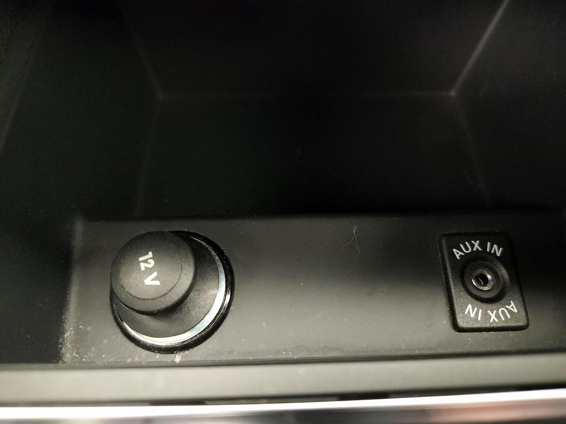 Thumbnail: 2015 Volkswagen Jetta - 17