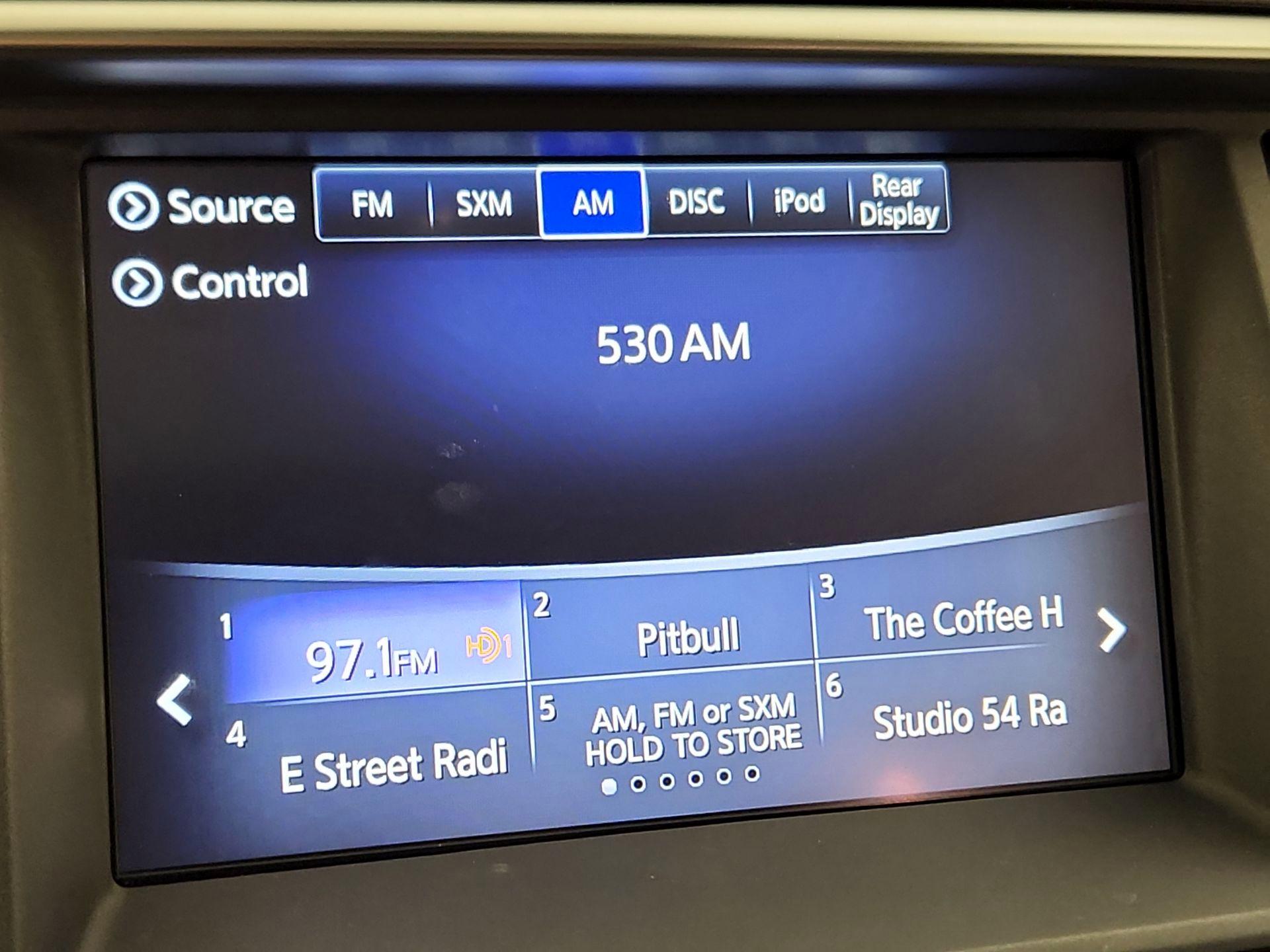 Thumbnail: 2019 INFINITI QX80 - 16