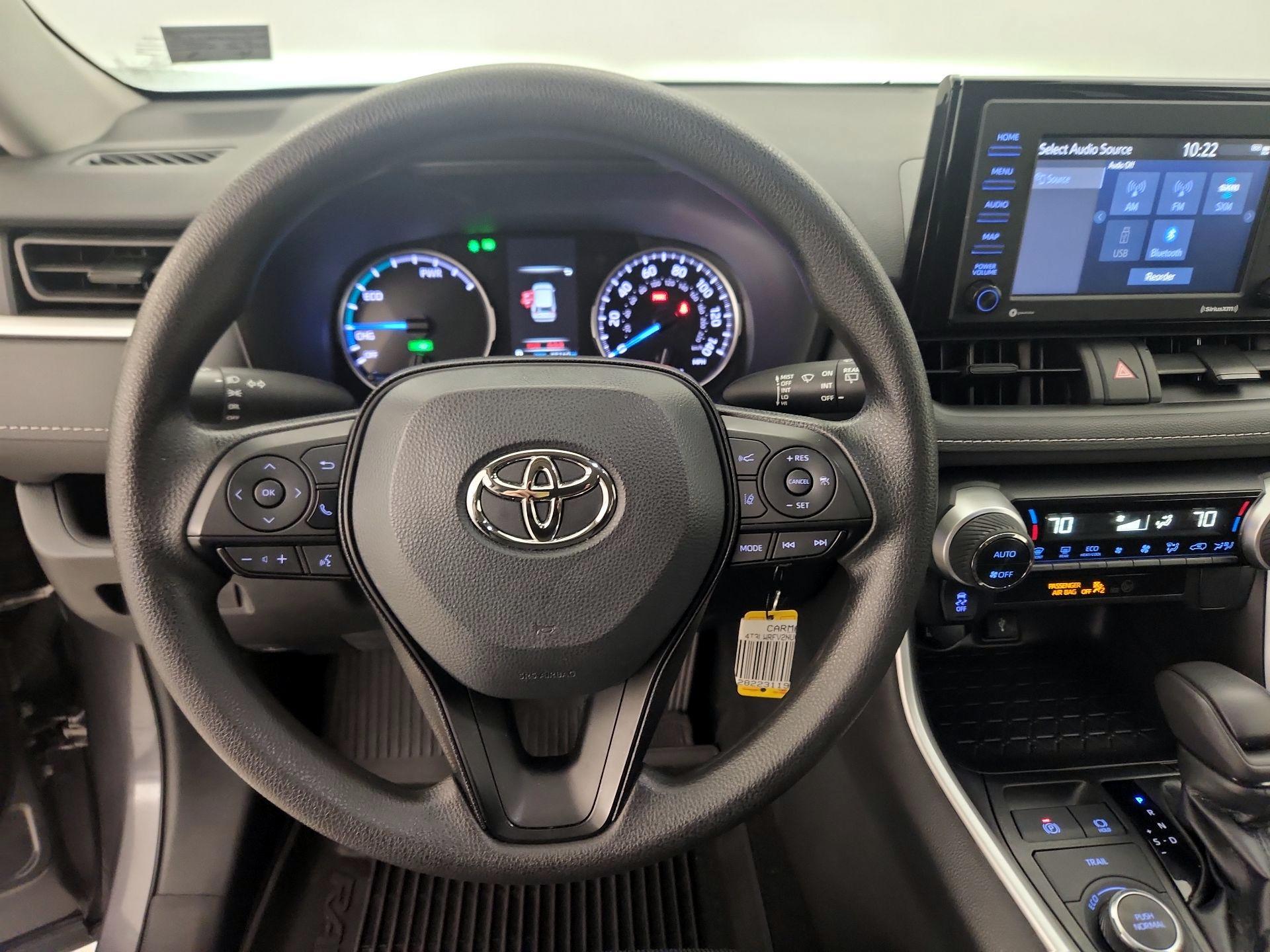 Thumbnail: 2022 Toyota RAV4 - 10