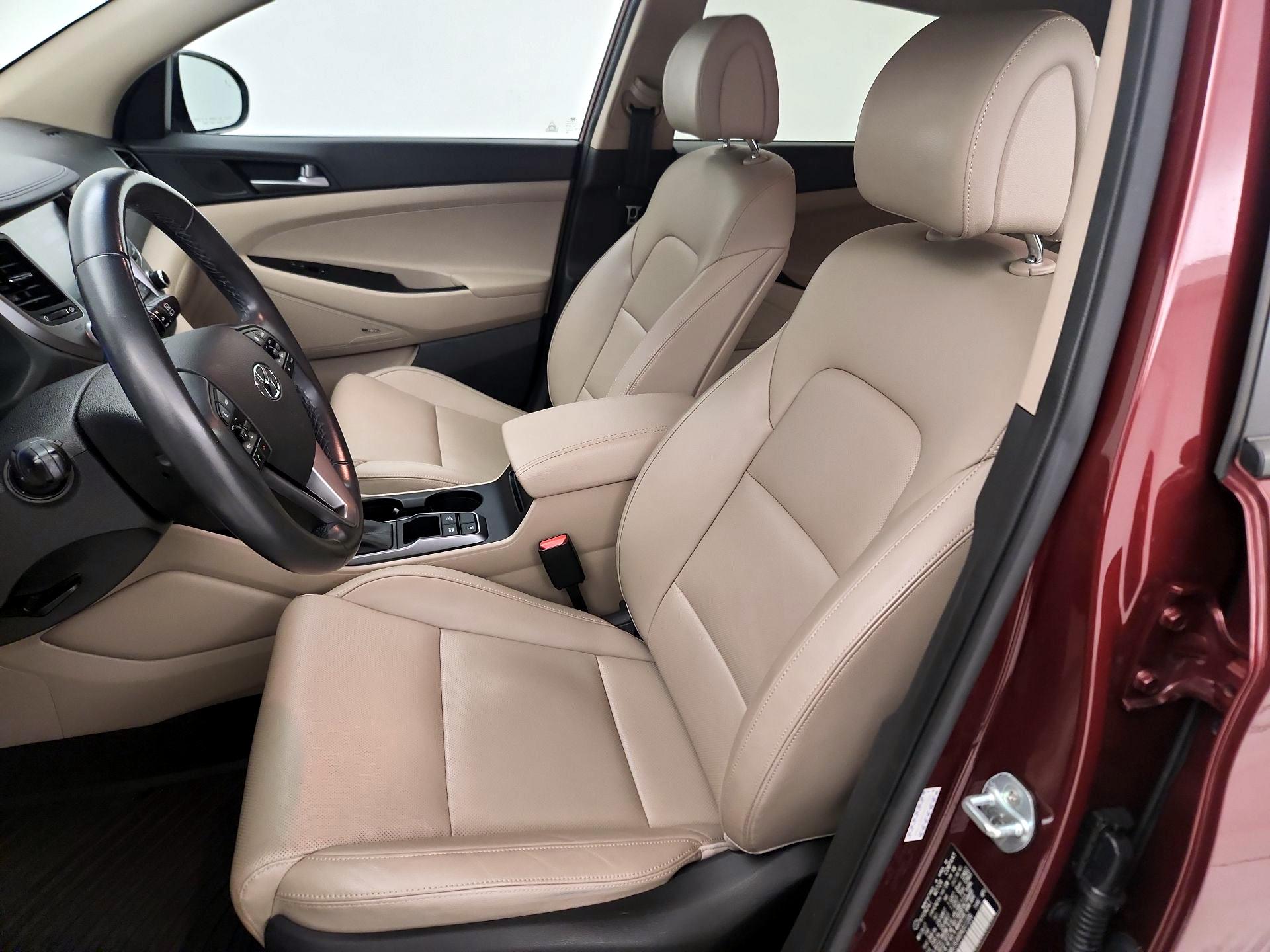 Thumbnail: 2017 Hyundai Tucson - 11