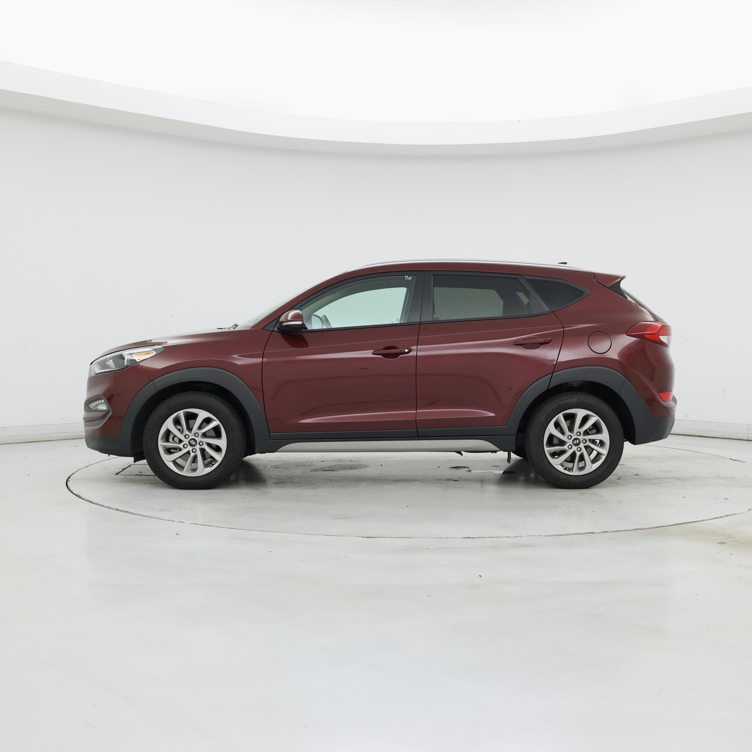 Thumbnail: 2017 Hyundai Tucson - 3