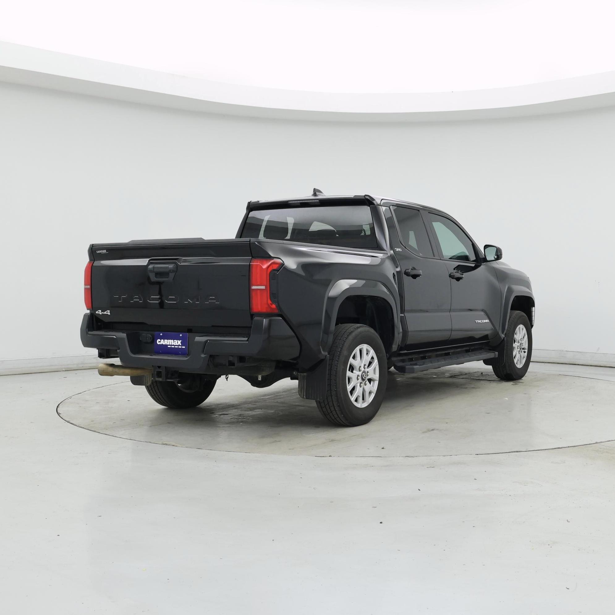 Thumbnail: 2024 Toyota Tacoma - 8