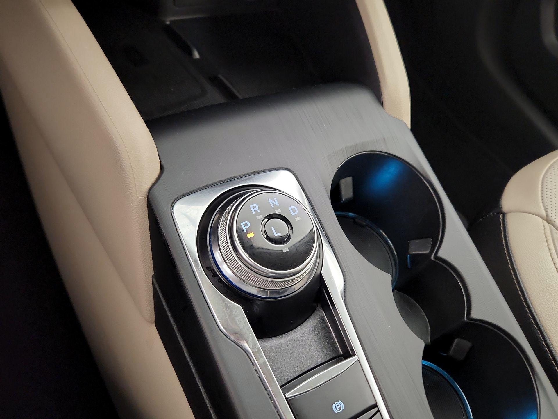 Thumbnail: 2020 Ford Escape - 18