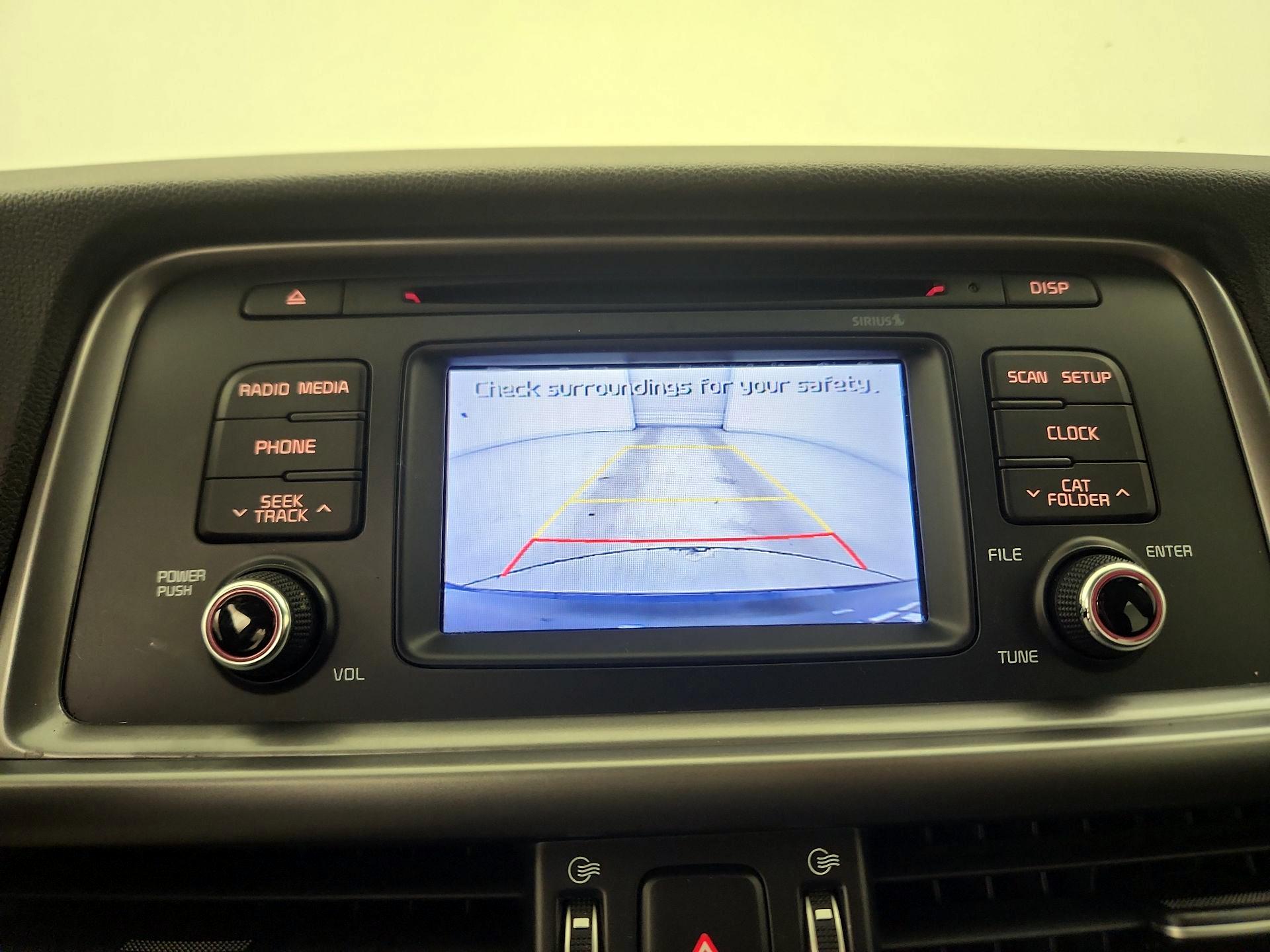 Thumbnail: 2016 Kia Optima - 14