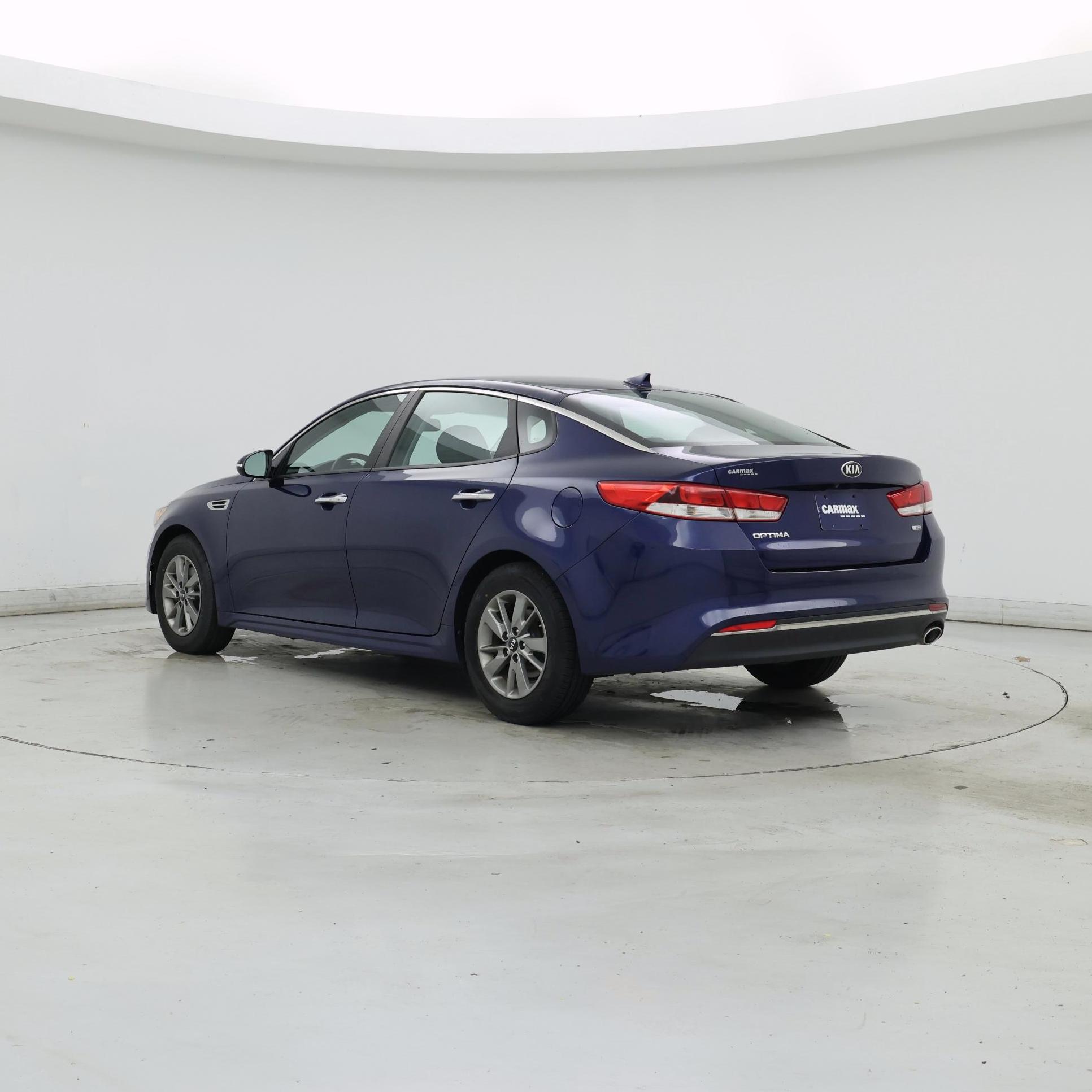 Thumbnail: 2016 Kia Optima - 2