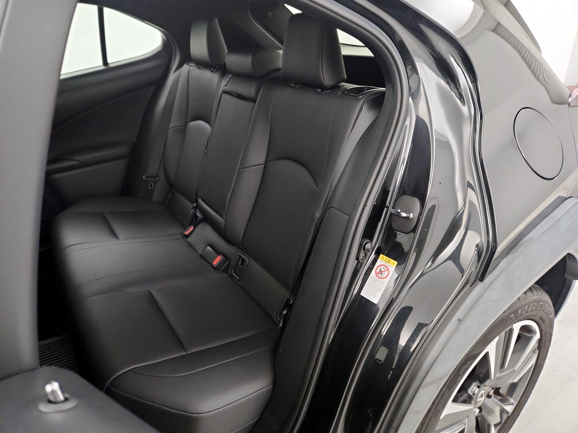 Thumbnail: 2019 Lexus UX - 20