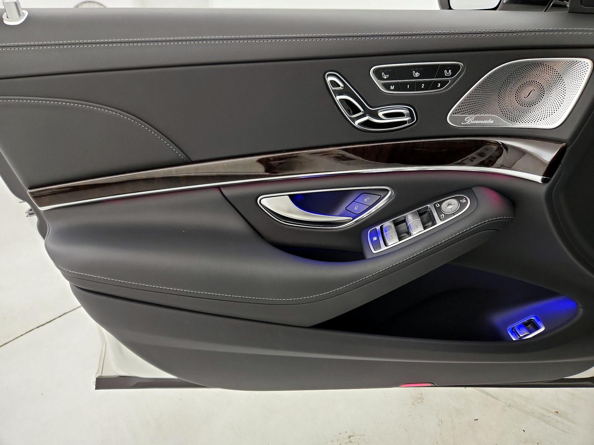 Thumbnail: 2018 Mercedes-Benz S-Class - 12