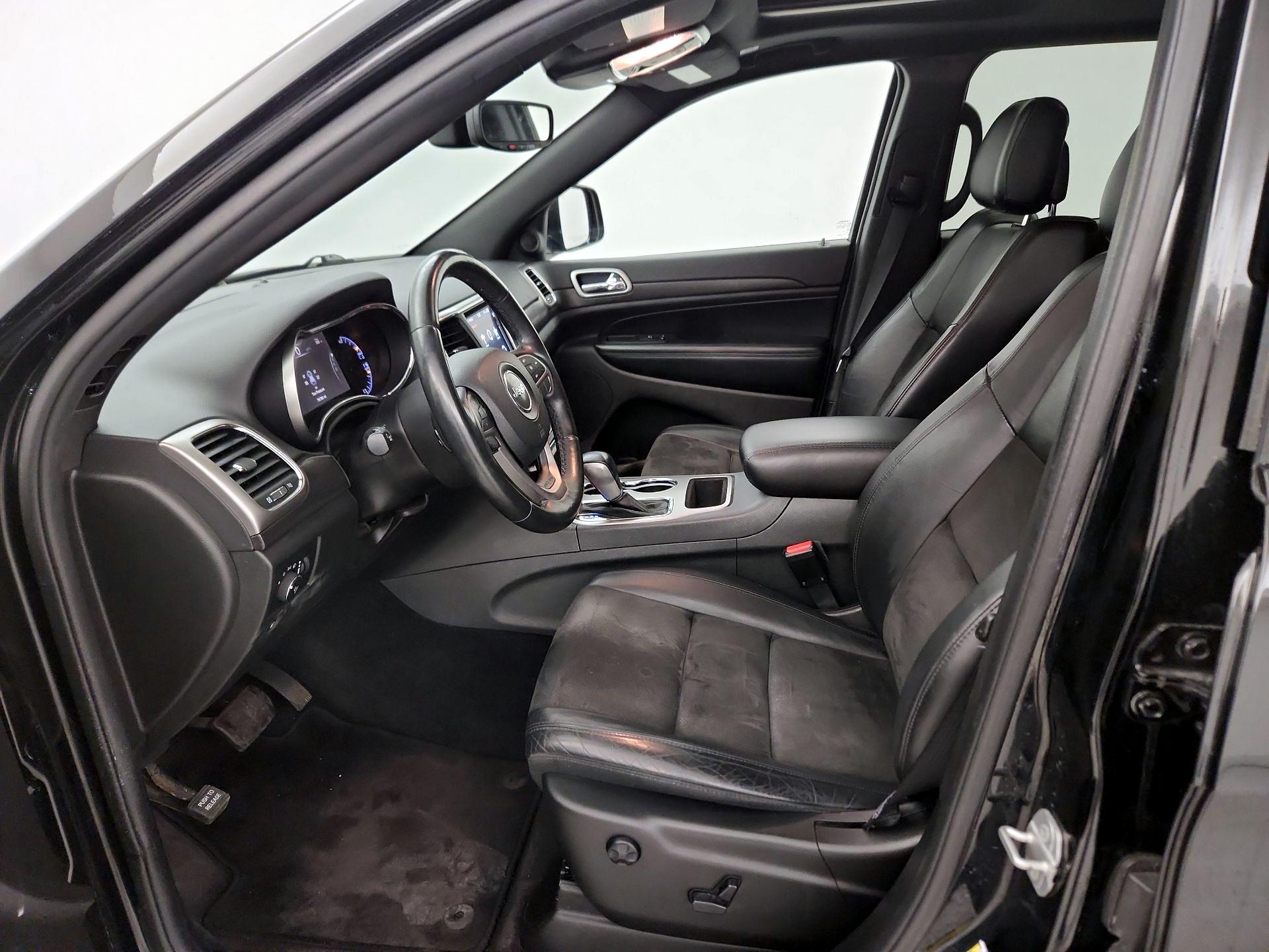 Thumbnail: 2018 Jeep Grand Cherokee - 11