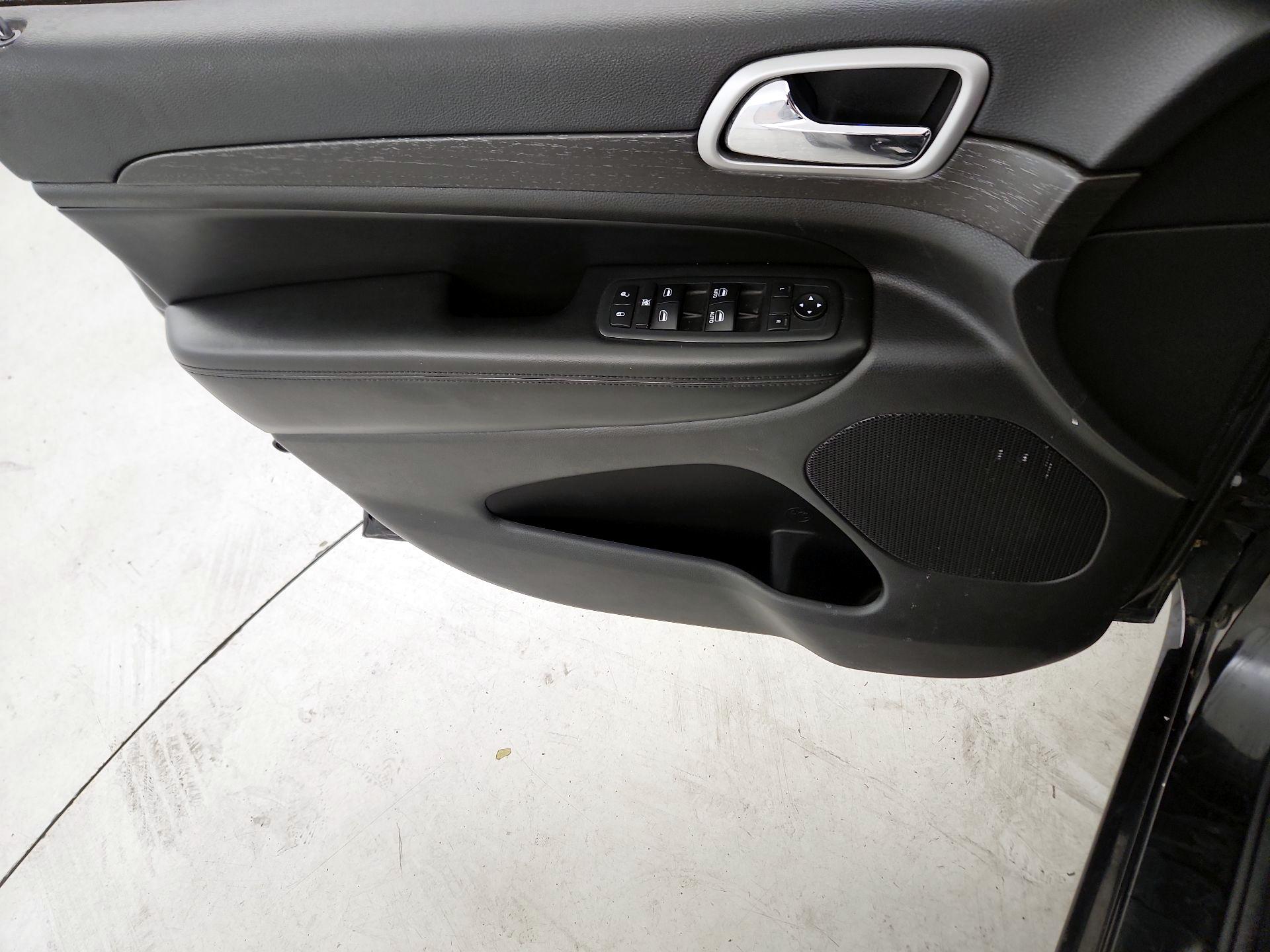 Thumbnail: 2018 Jeep Grand Cherokee - 12