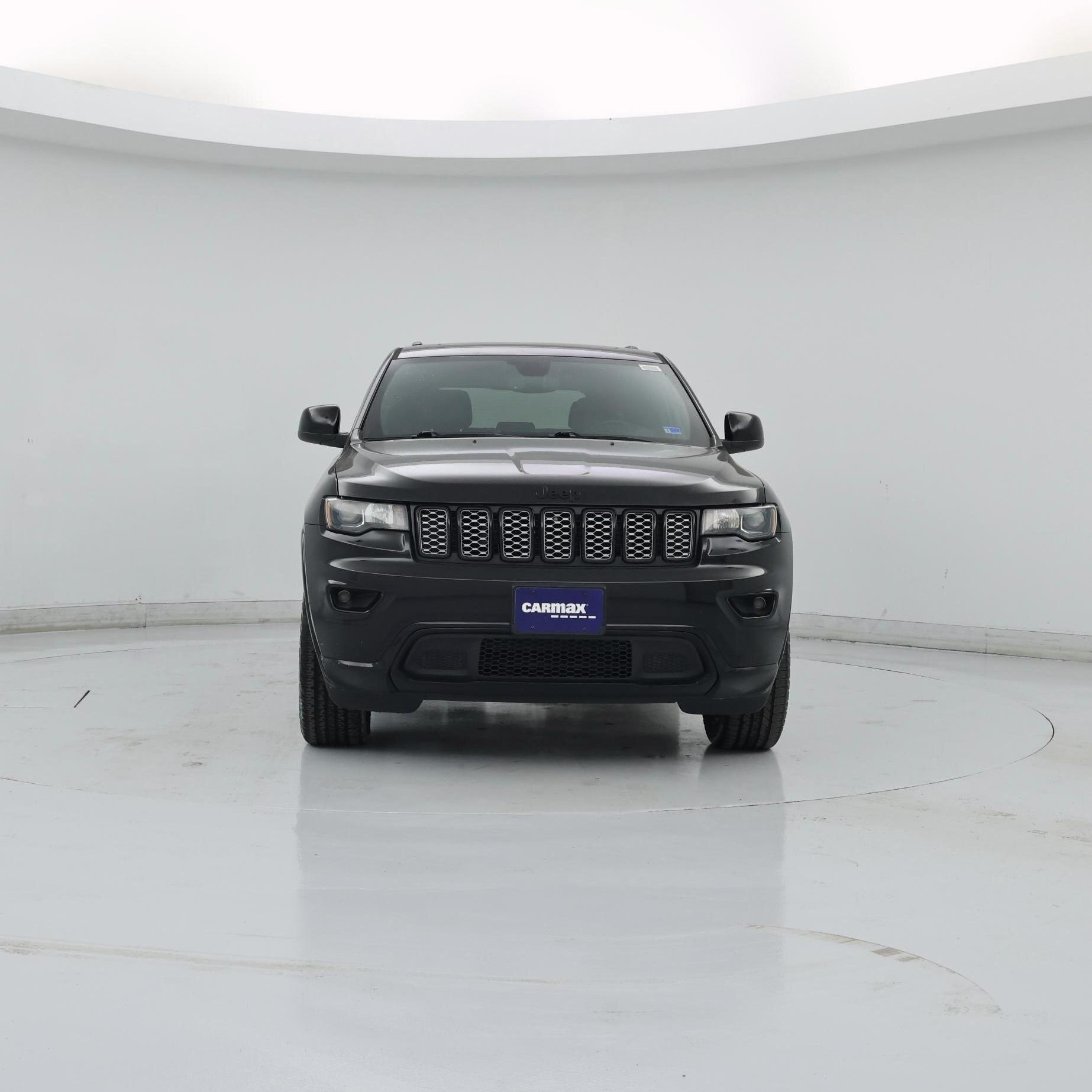 Thumbnail: 2018 Jeep Grand Cherokee - 5