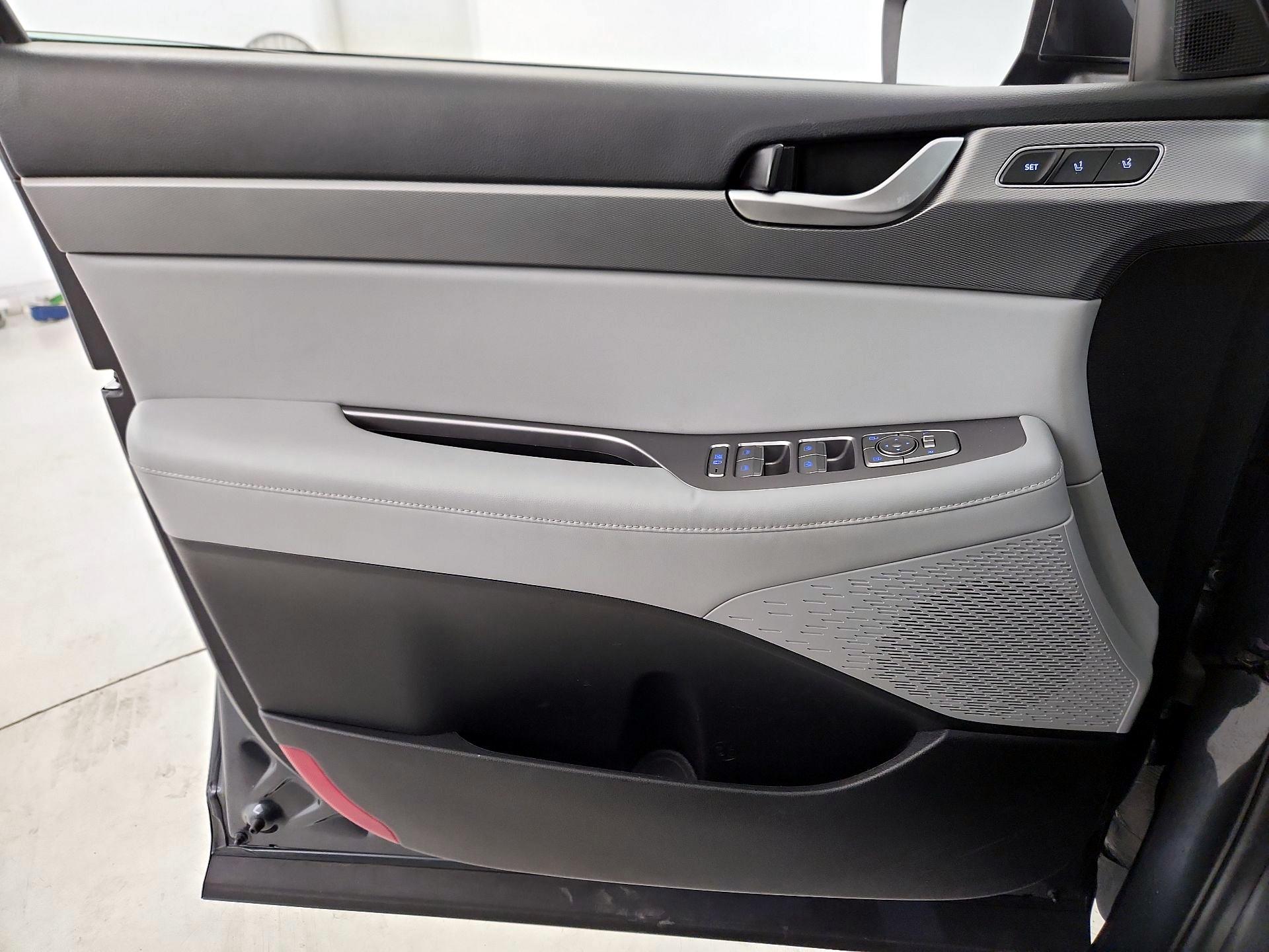 Thumbnail: 2020 Hyundai Palisade - 12