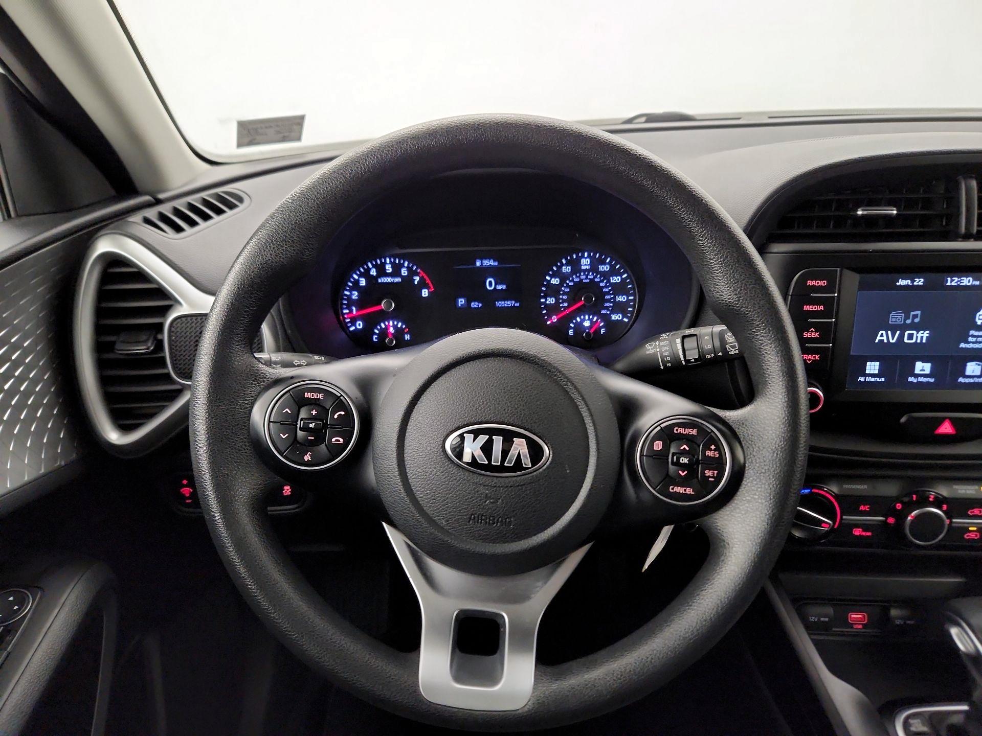 Thumbnail: 2020 Kia Soul - 10