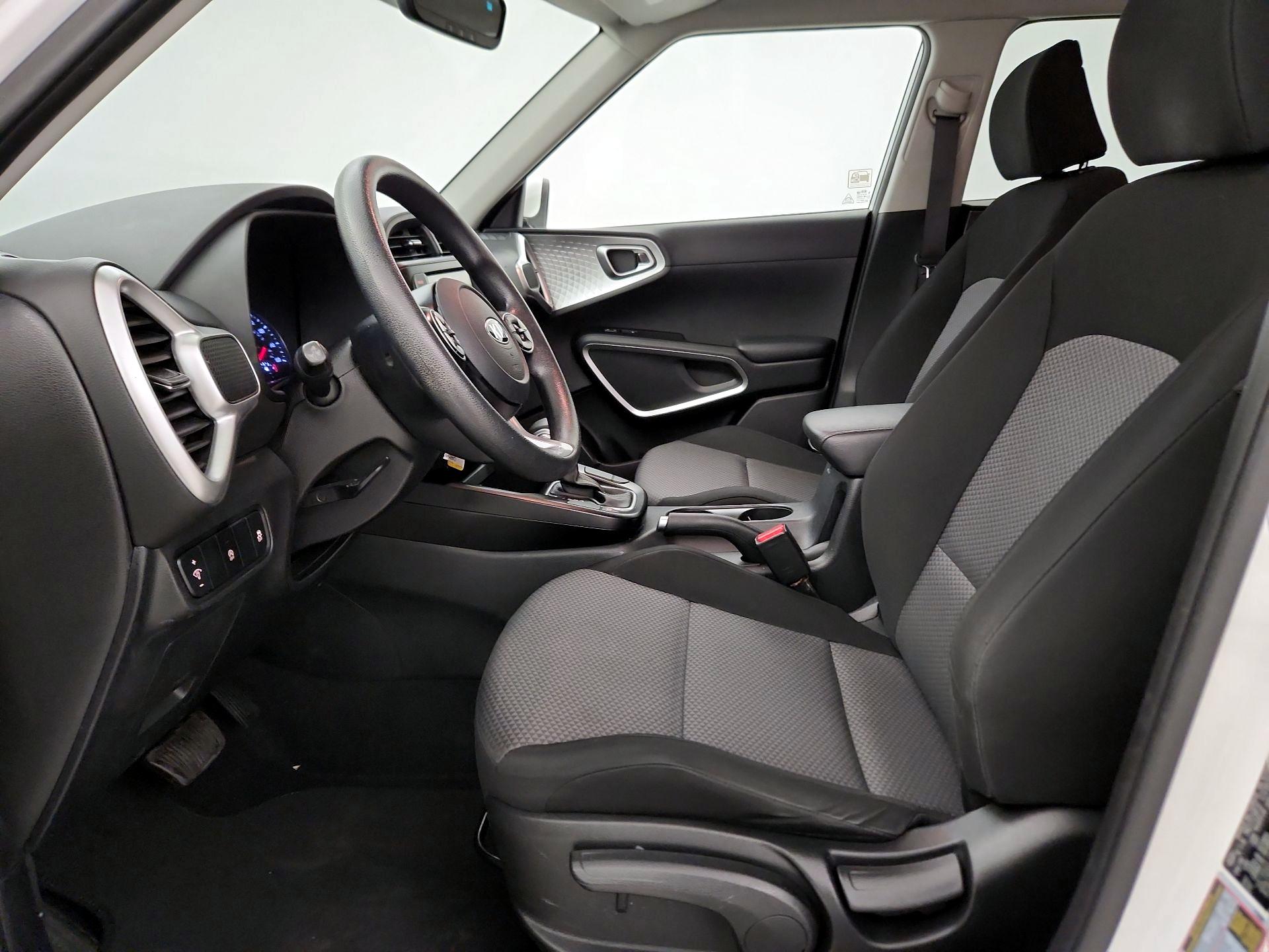 Thumbnail: 2020 Kia Soul - 11