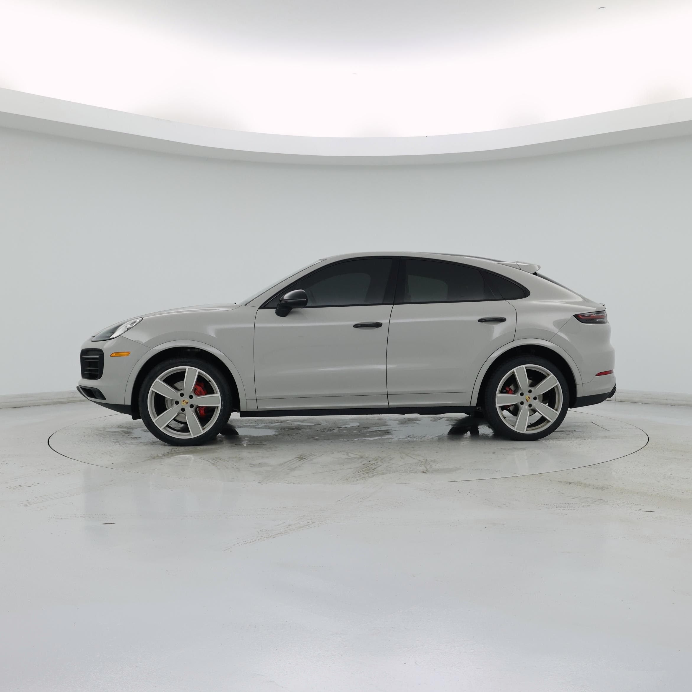 Thumbnail: 2020 Porsche Cayenne - 3