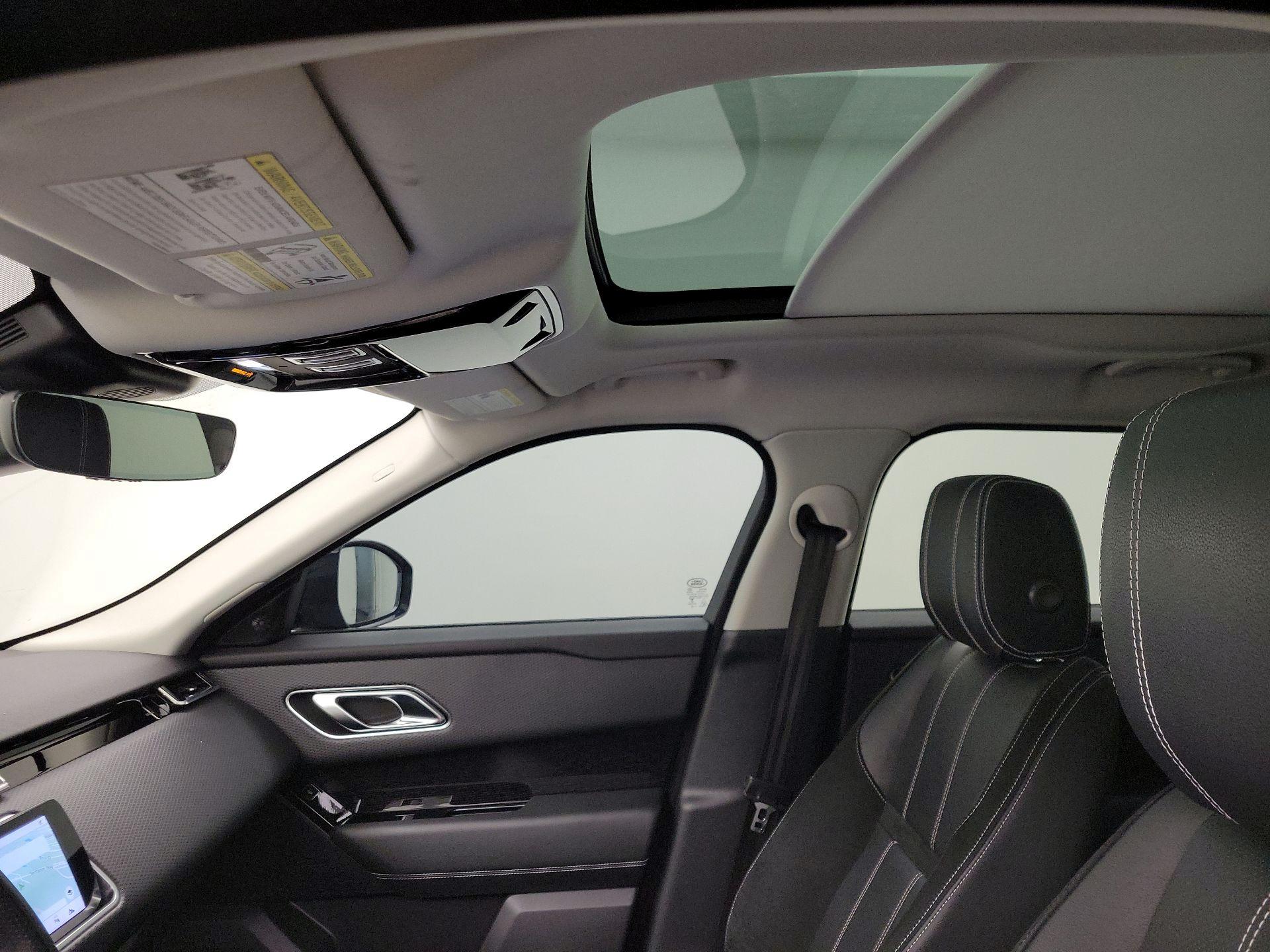 Thumbnail: 2019 Land Rover Range Rover Velar - 20