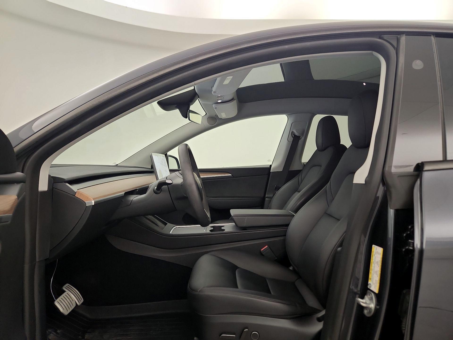 Thumbnail: 2024 Tesla Model Y - 11