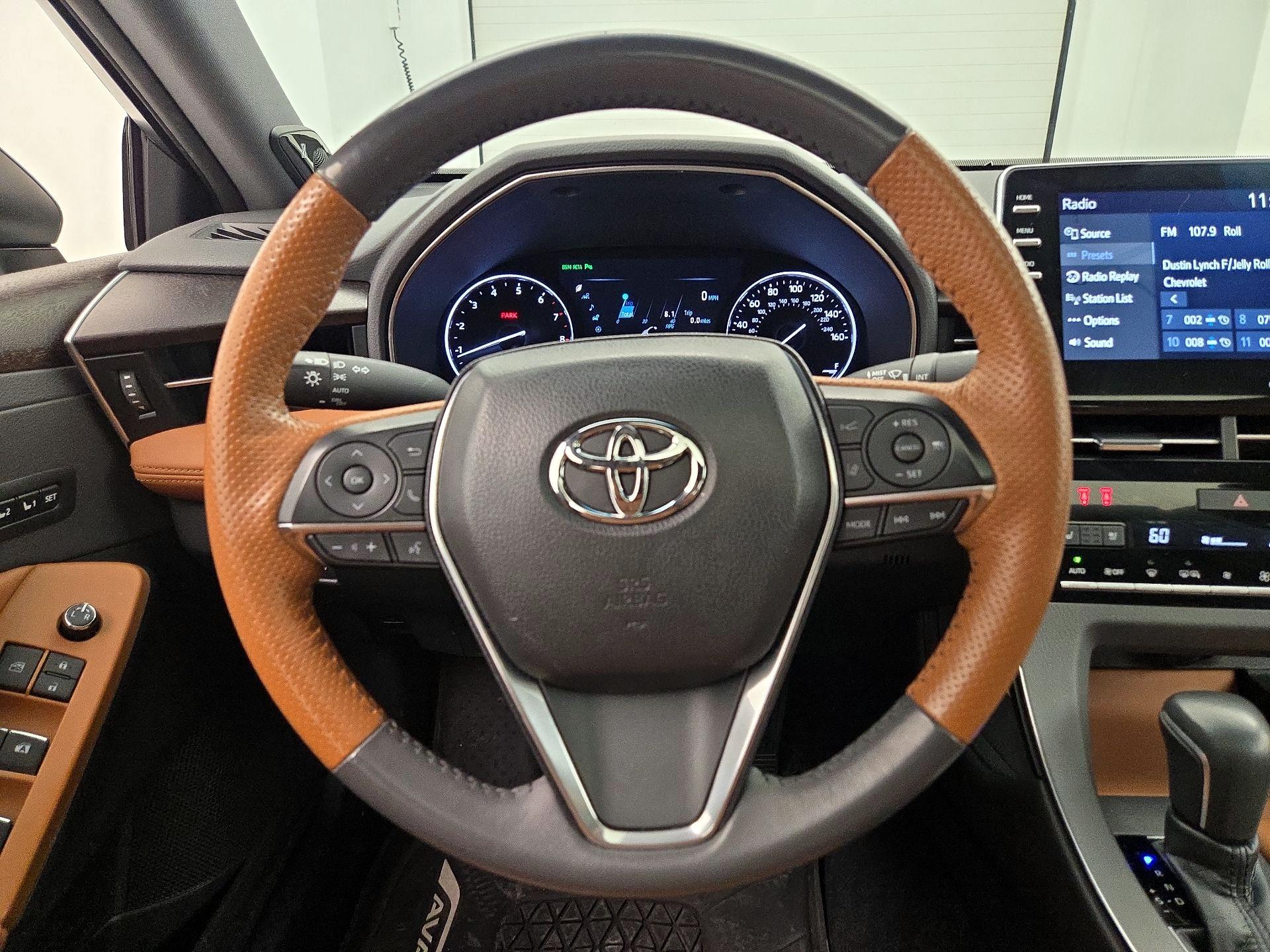 Thumbnail: 2019 Toyota Avalon - 10