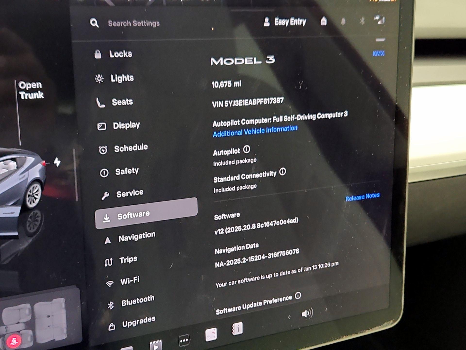 Thumbnail: 2023 Tesla Model 3 - 14