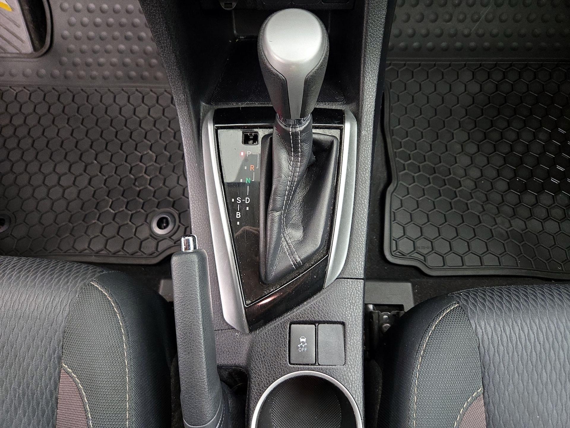 Thumbnail: 2019 Toyota Corolla - 17