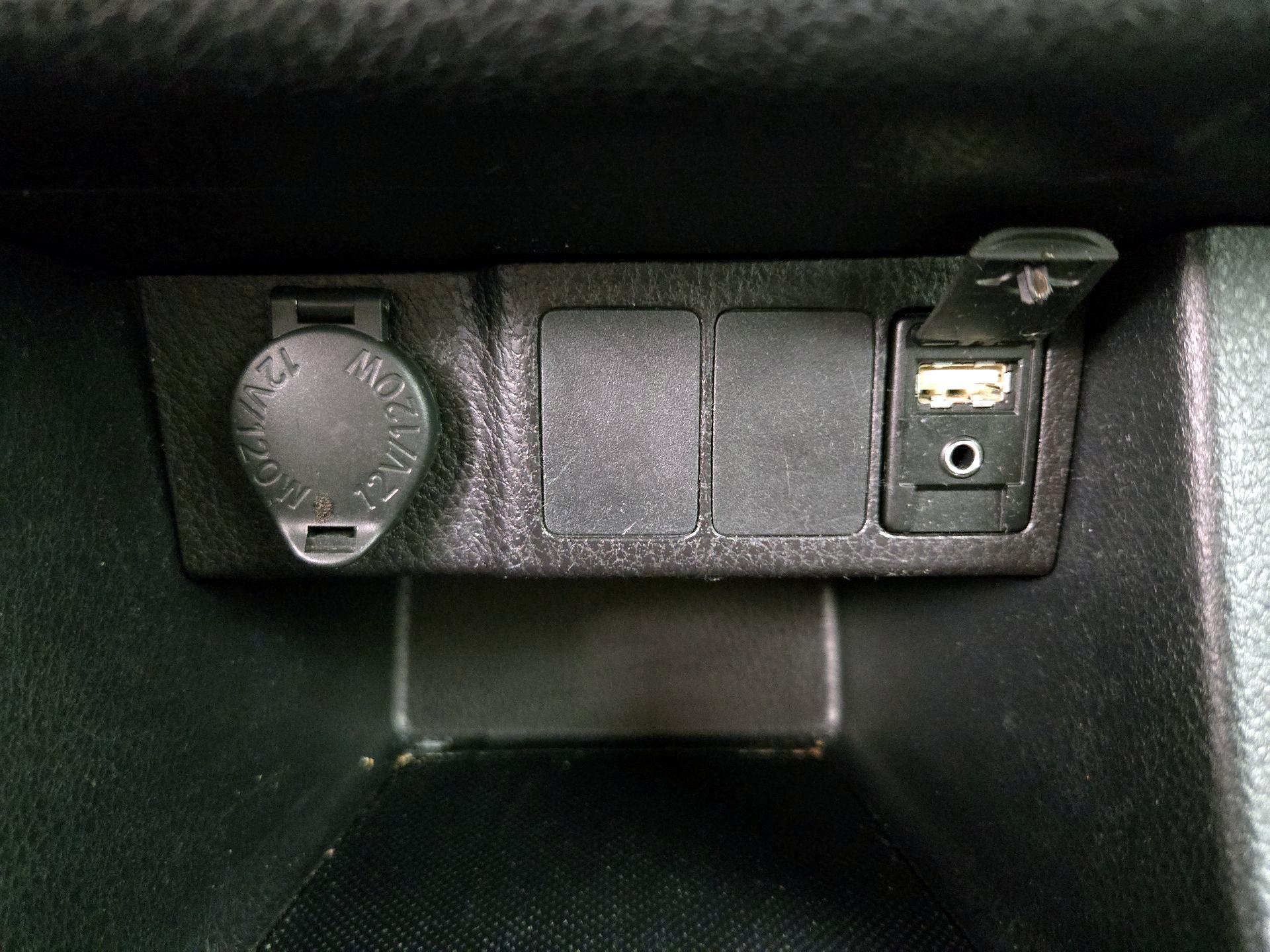 Thumbnail: 2019 Toyota Corolla - 18