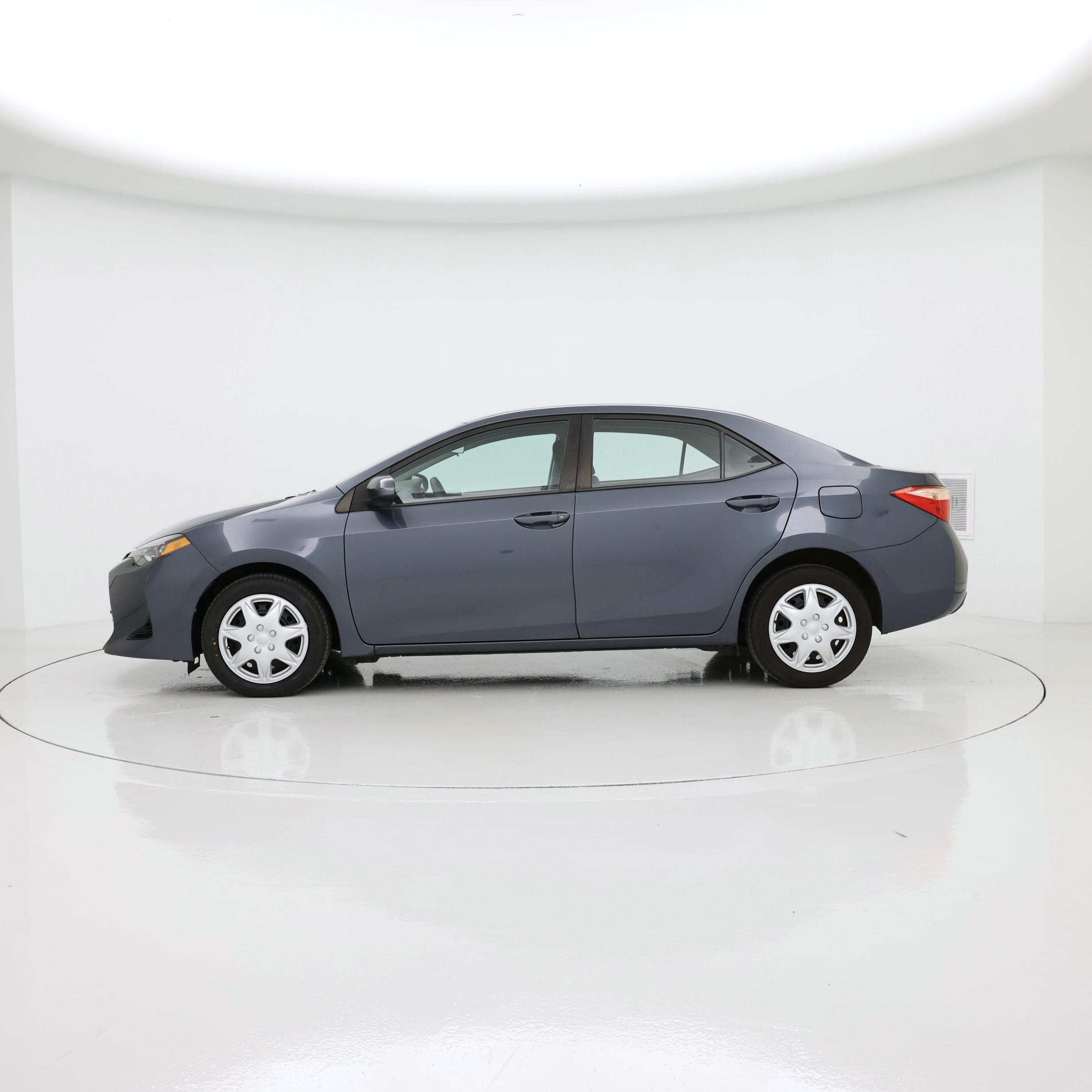 Thumbnail: 2019 Toyota Corolla - 3