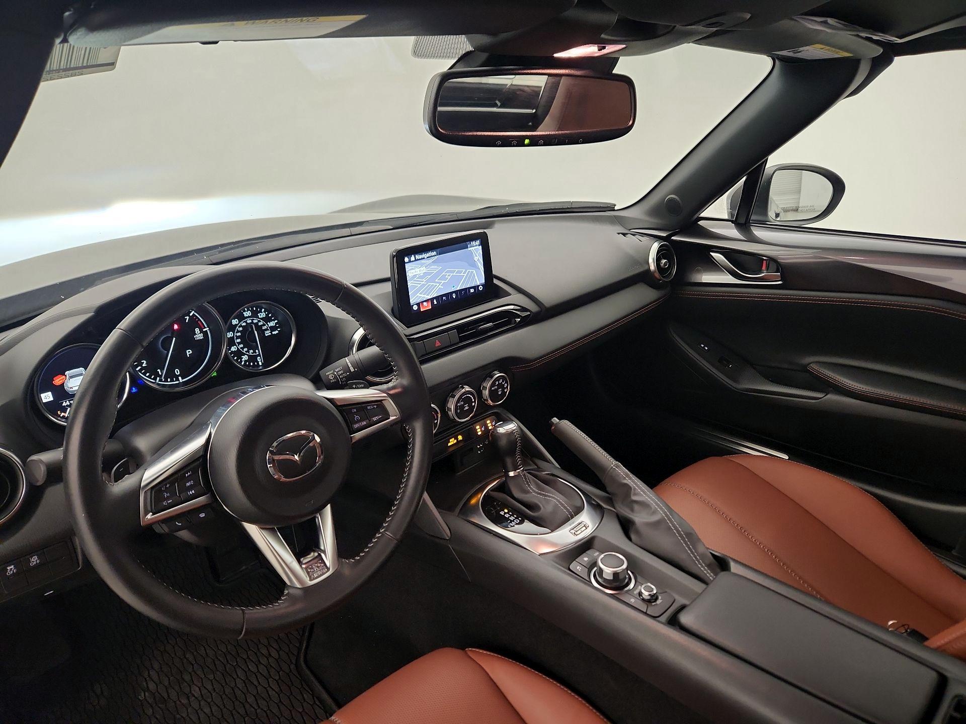 Thumbnail: 2023 Mazda MX-5 Miata - 9