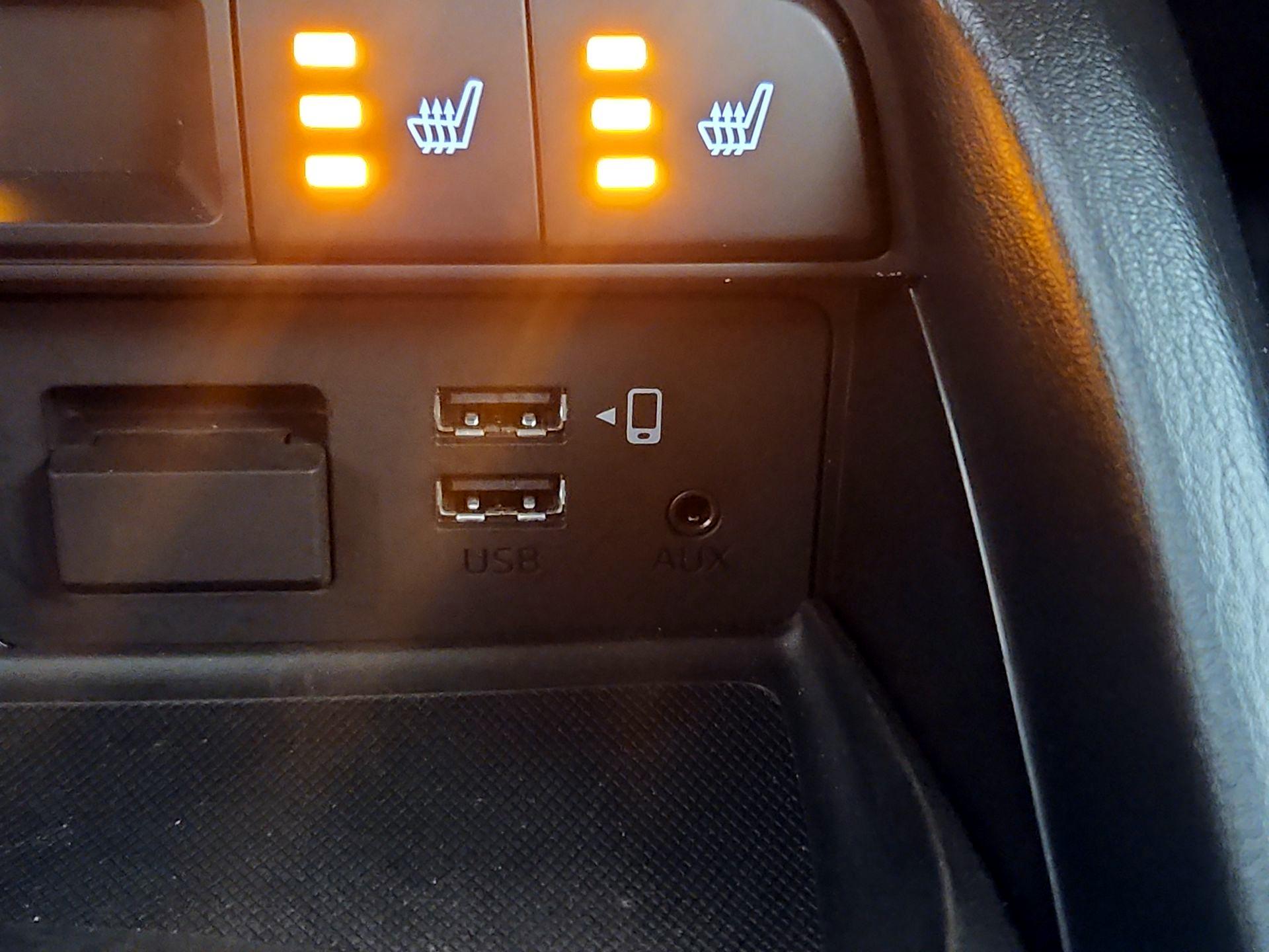 Thumbnail: 2023 Mazda MX-5 Miata - 19