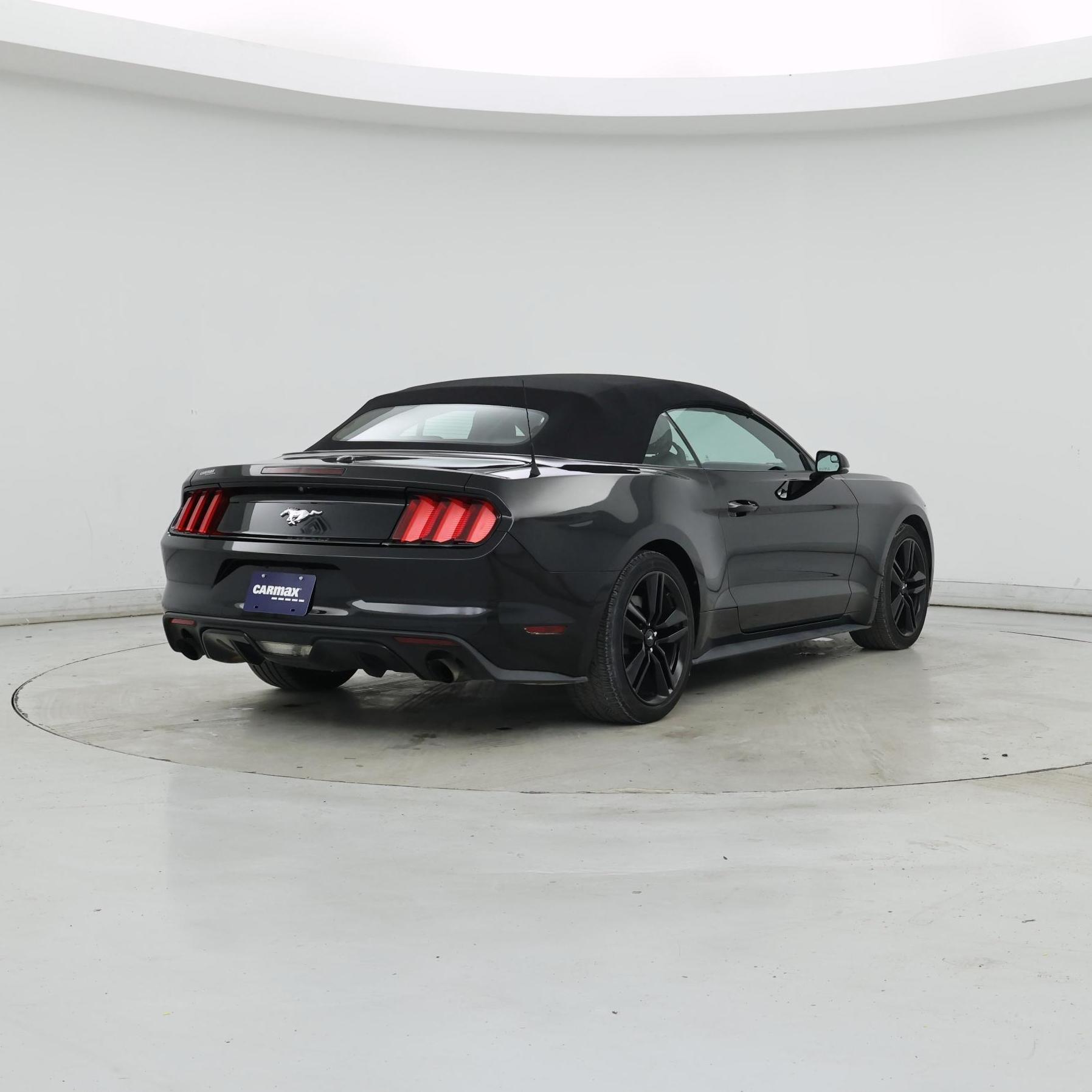 Thumbnail: 2015 Ford Mustang - 8