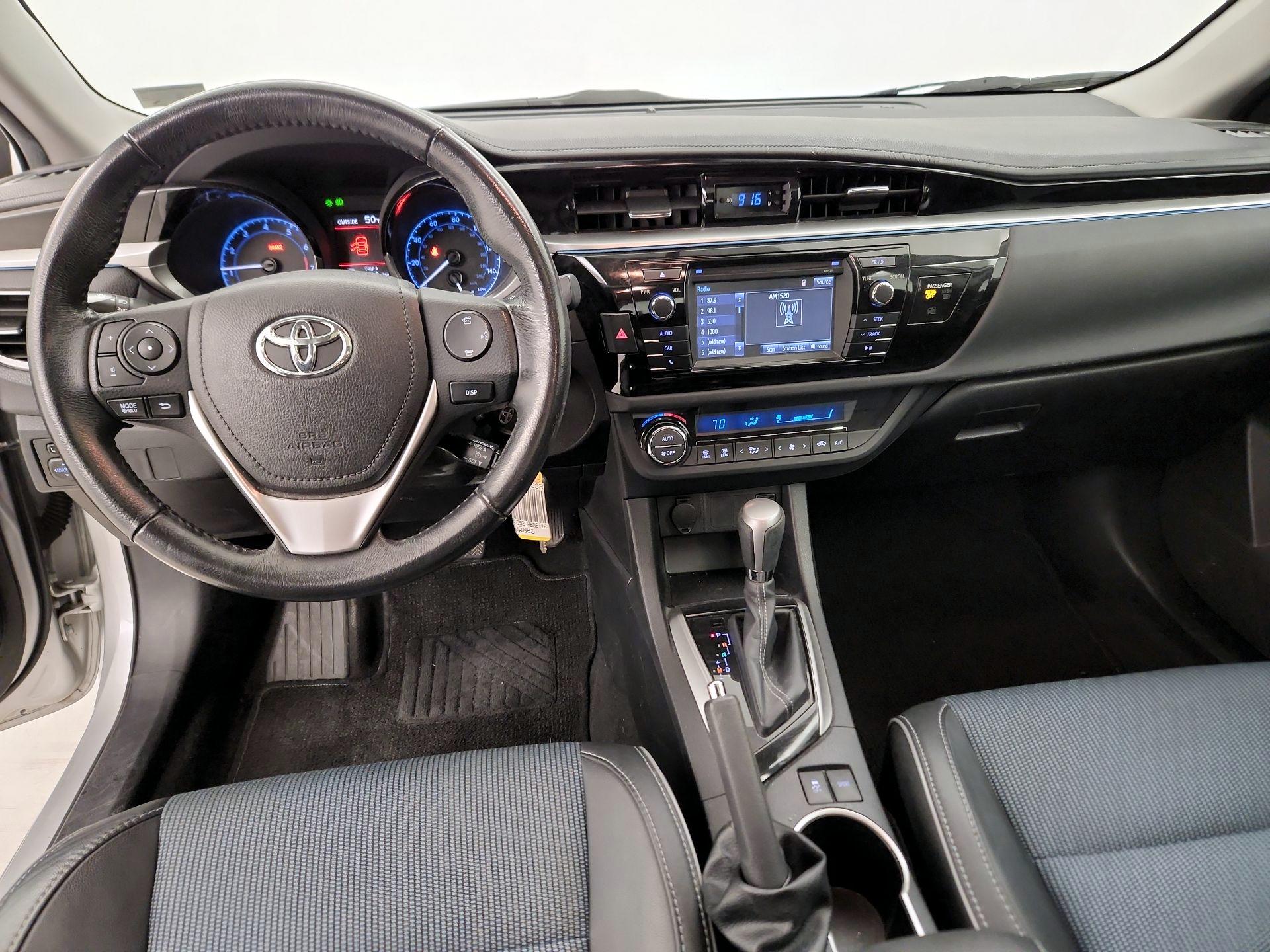 Thumbnail: 2016 Toyota Corolla - 9