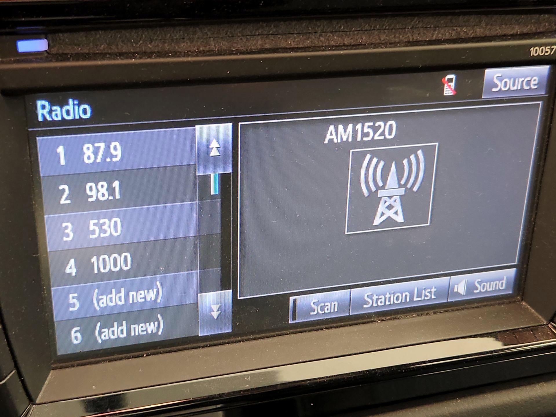 Thumbnail: 2016 Toyota Corolla - 15