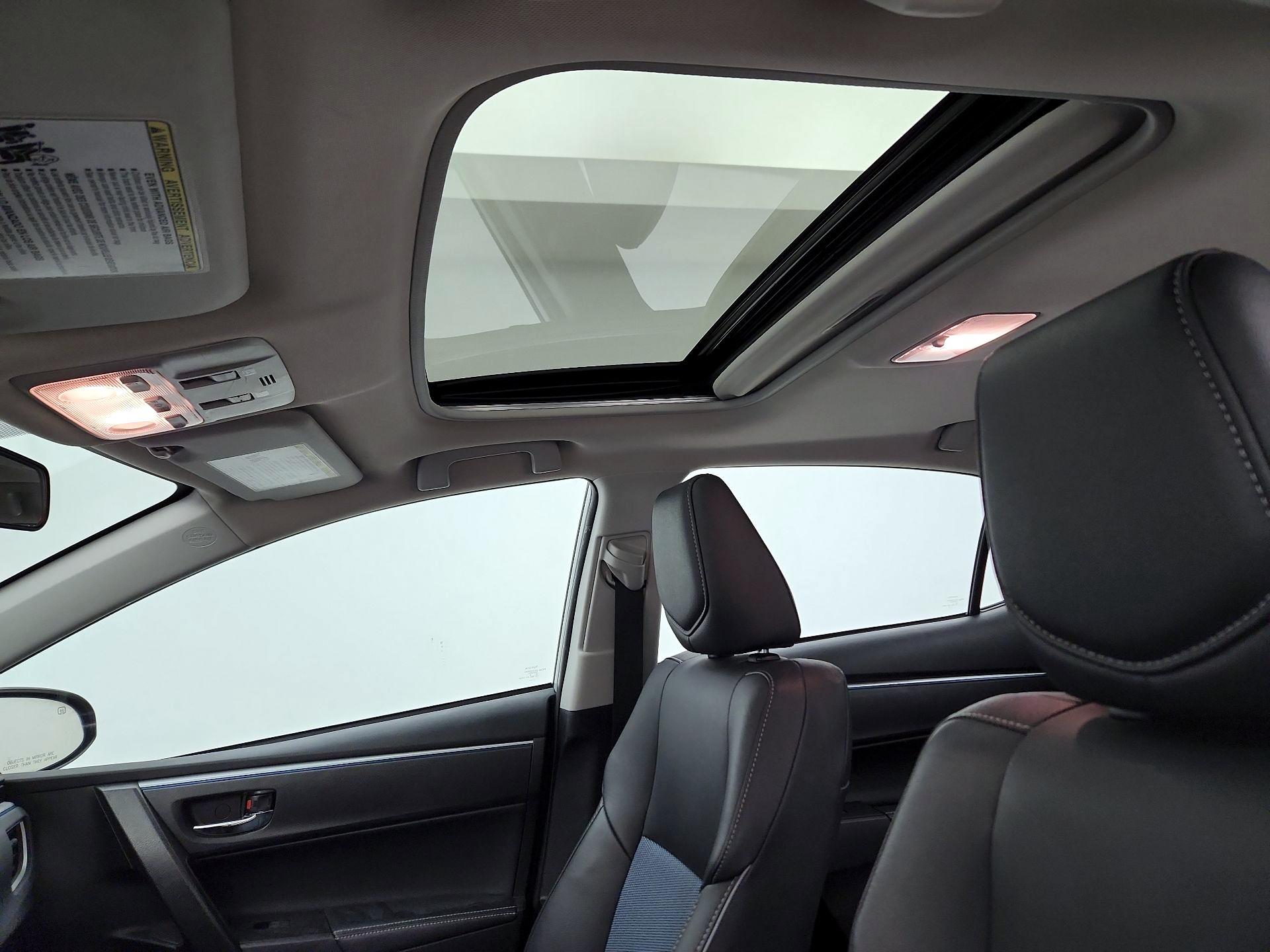 Thumbnail: 2016 Toyota Corolla - 19