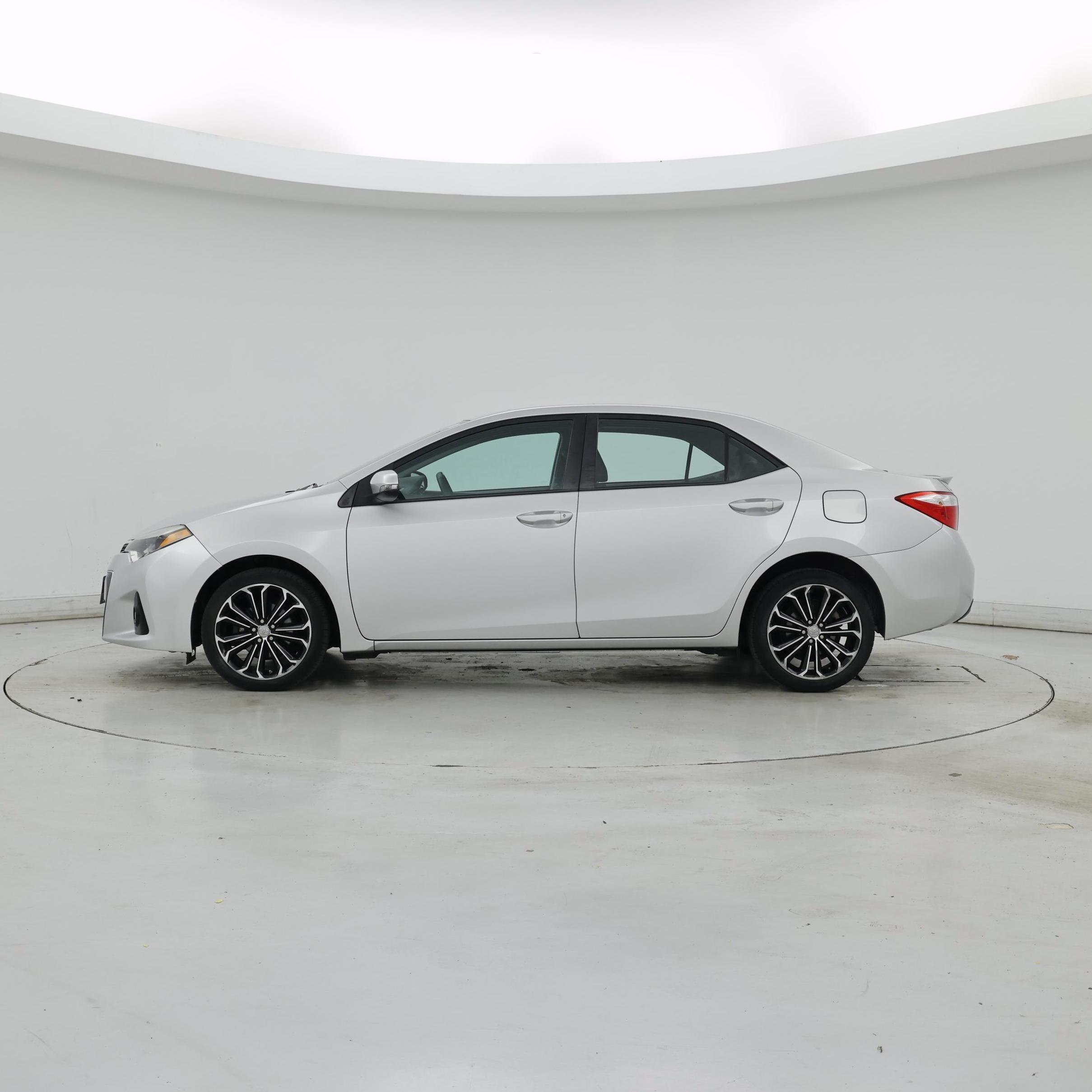 Thumbnail: 2016 Toyota Corolla - 3