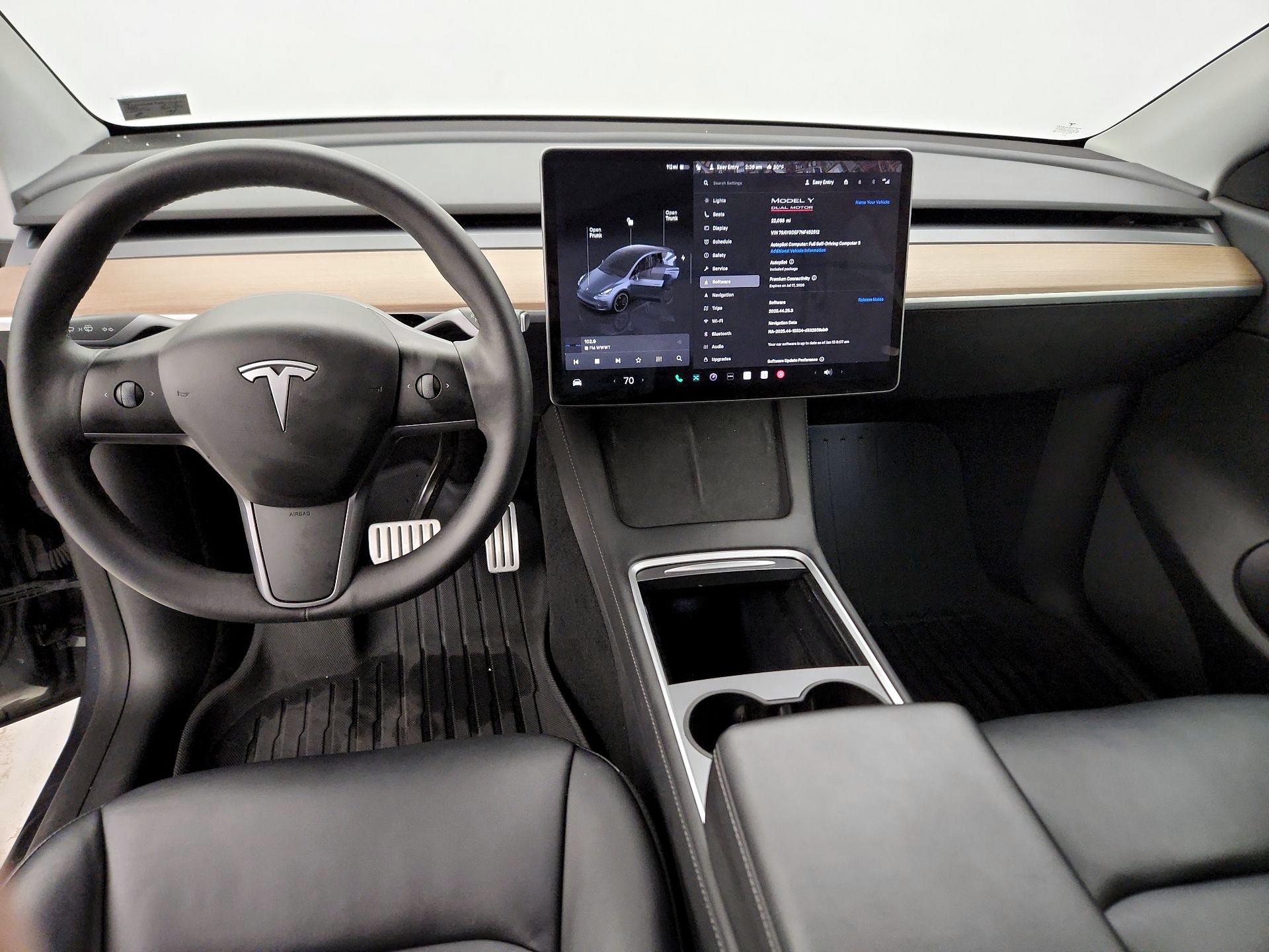 Thumbnail: 2022 Tesla Model Y - 11