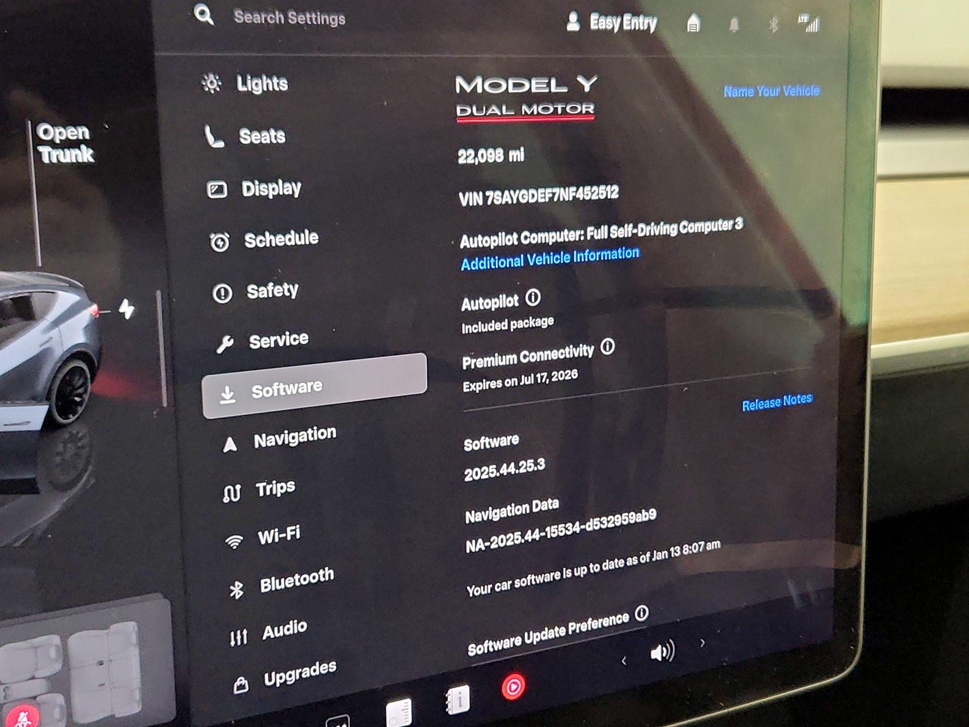 Thumbnail: 2022 Tesla Model Y - 14