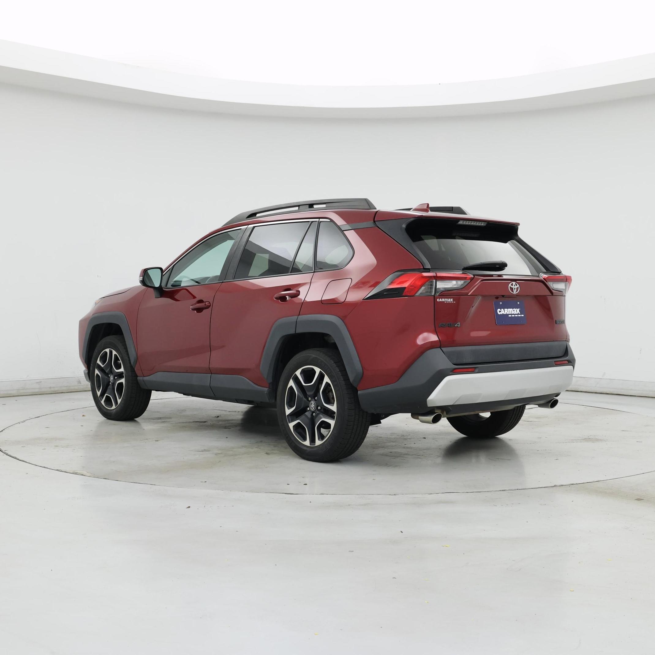 Thumbnail: 2019 Toyota RAV4 - 2