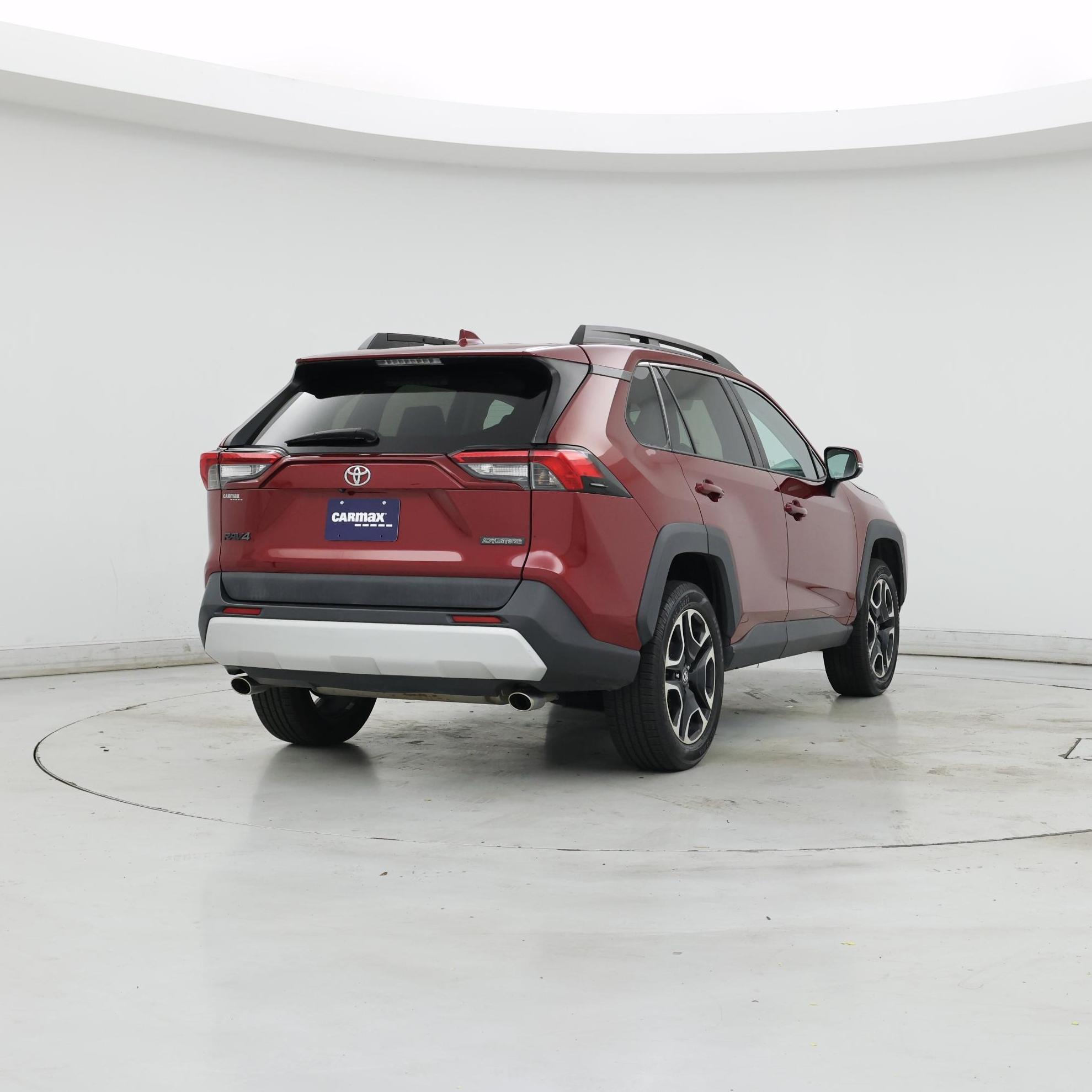 Thumbnail: 2019 Toyota RAV4 - 8